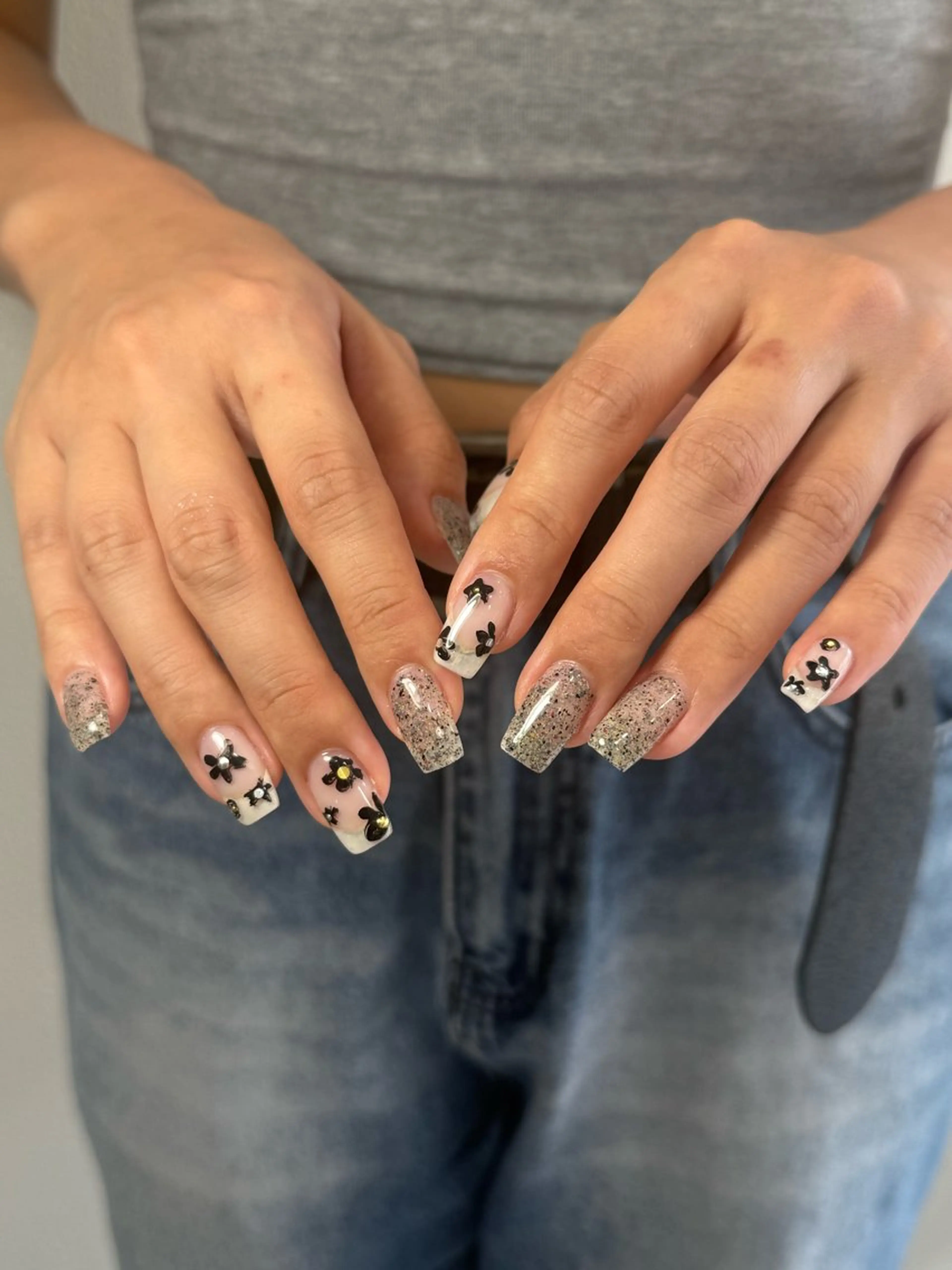 ネイル neouv所属・NEOUV_ mikuのネイルデザイン