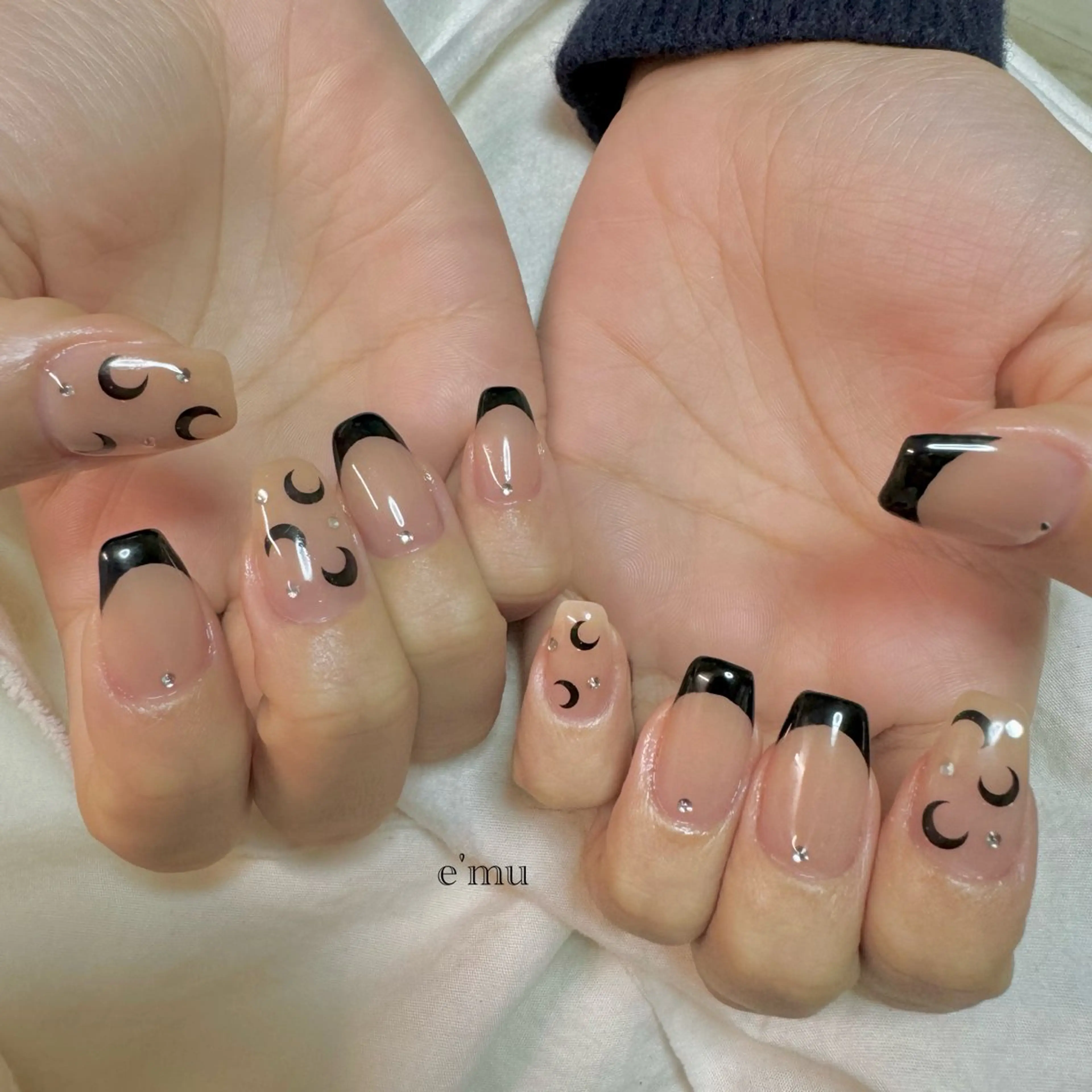 ネイル 韓国ネイル nail salon e'mu💐のネイルデザイン