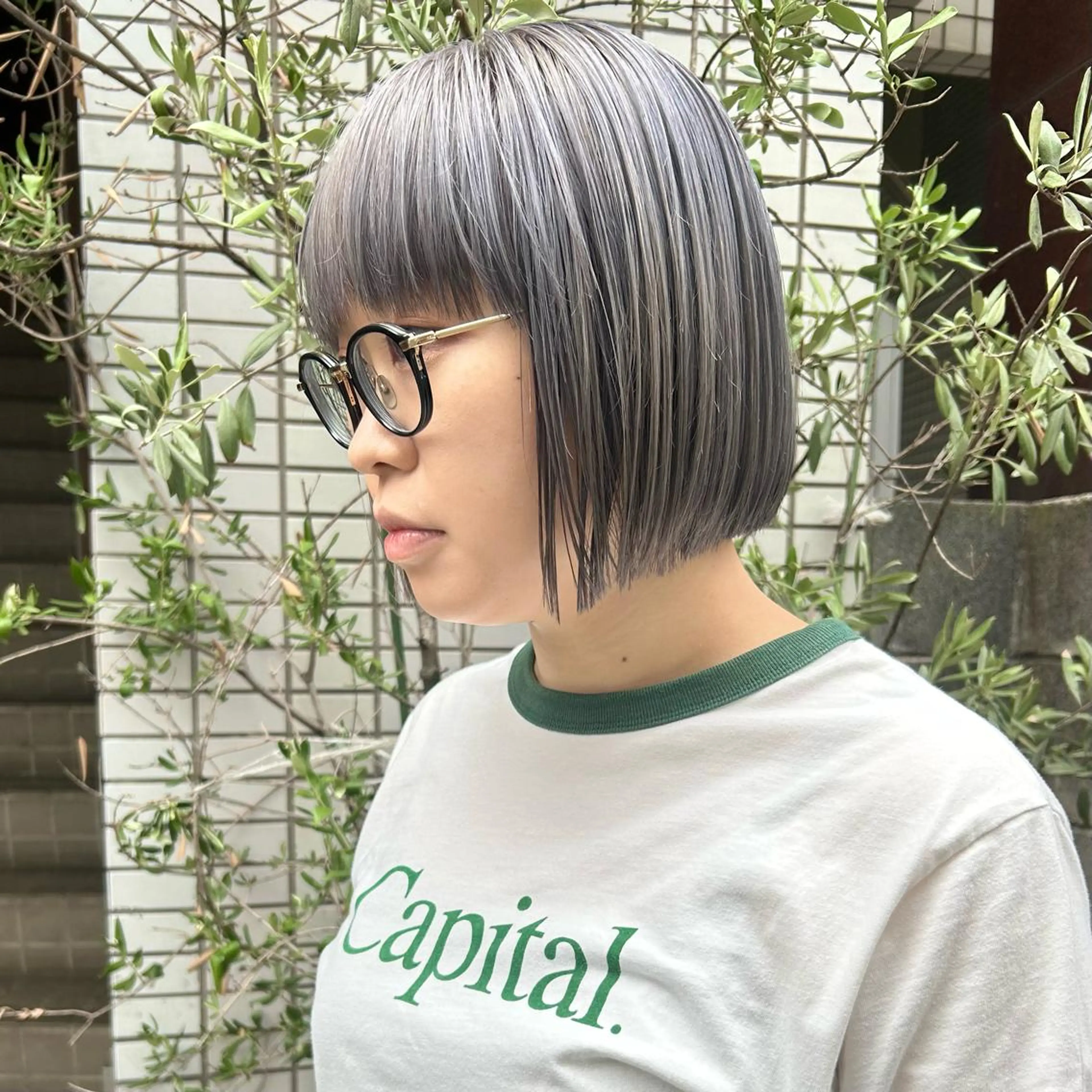 ショート カラー シルバー ボブ カット ヘアカラー トリートメント ハイトーン/ブリーチ 似合せカット/パーマのヘアスタイル