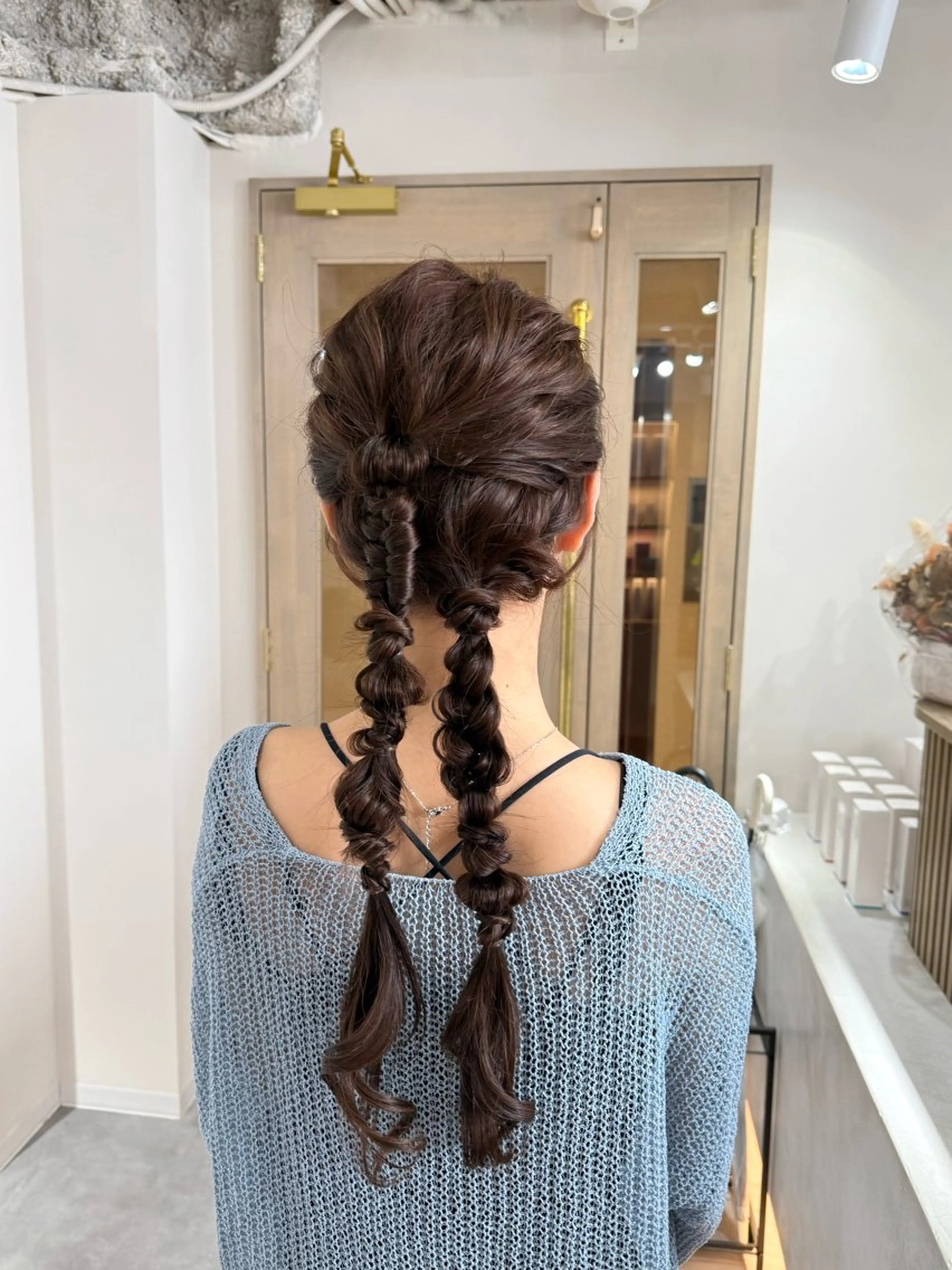 ヘアアレンジ attrait【アトレ】🌱梅田店所属・AYANA🫧酸性 縮毛/艶髪TR🫧のヘアスタイル