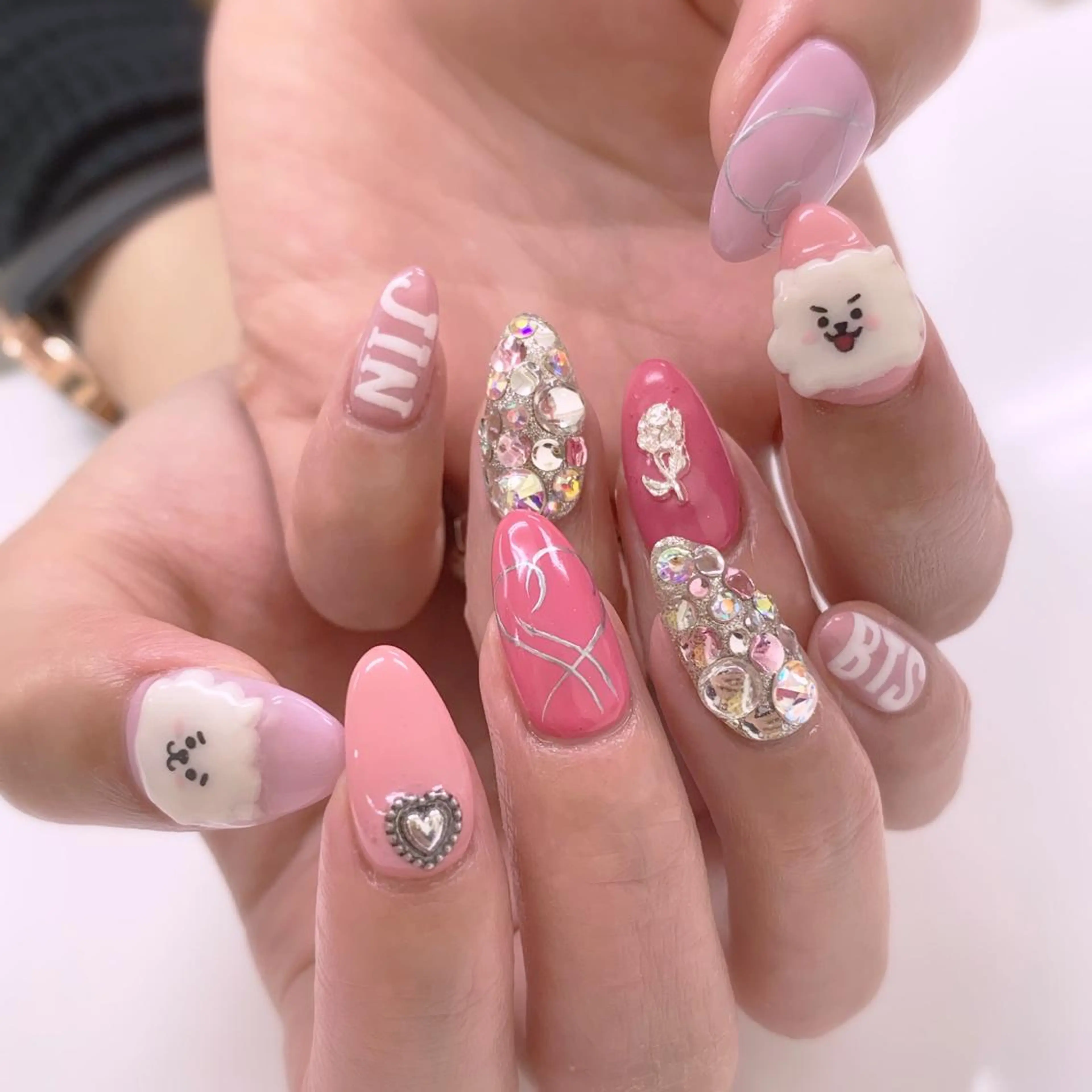 ネイル ハンドネイル 五十嵐 美智のネイルデザイン