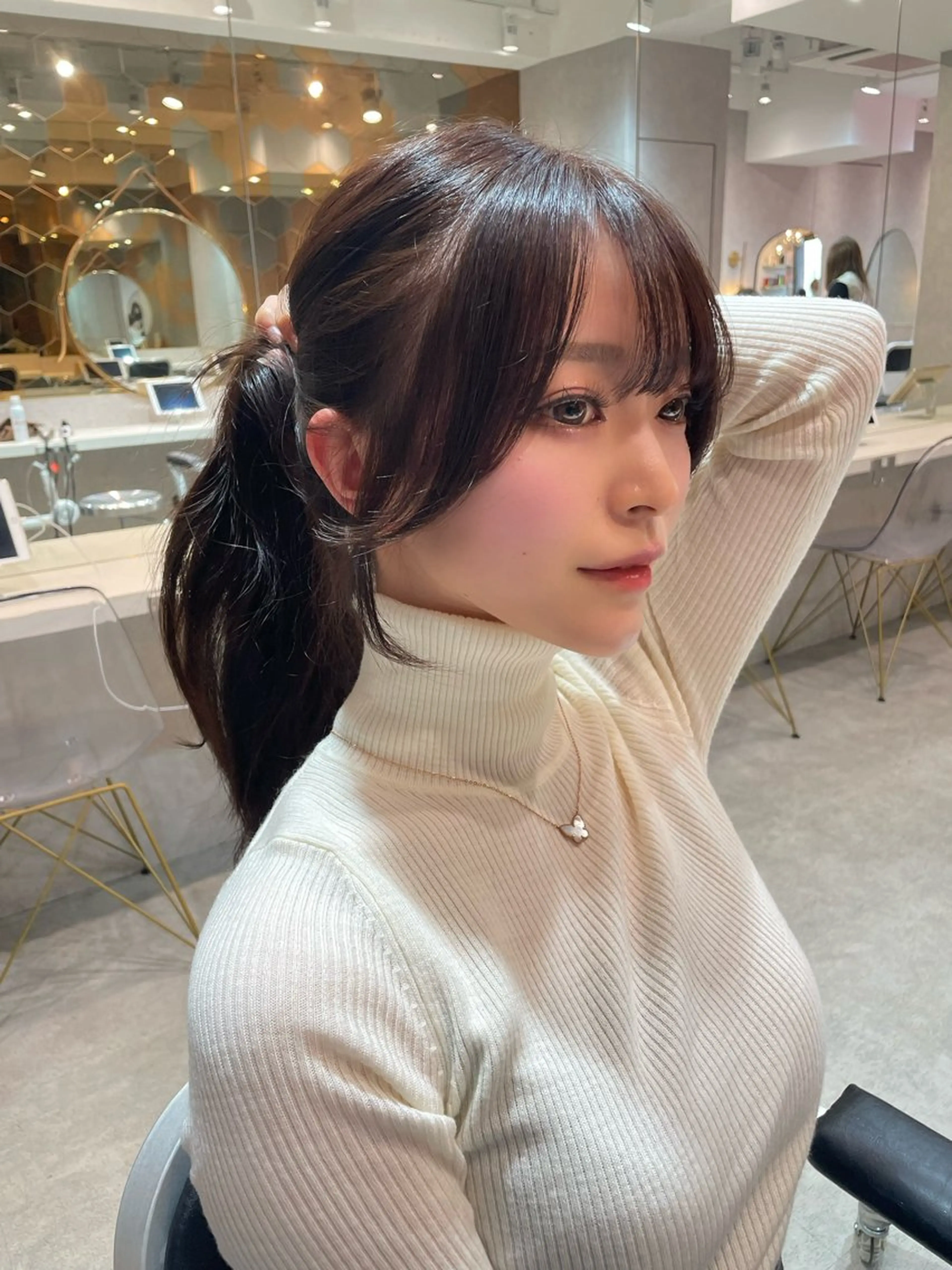 セミロング カラー カット ヘアカラー 韓国ヘア🤍顔周り/ 髪質改善✨/林遼一郎のヘアスタイル