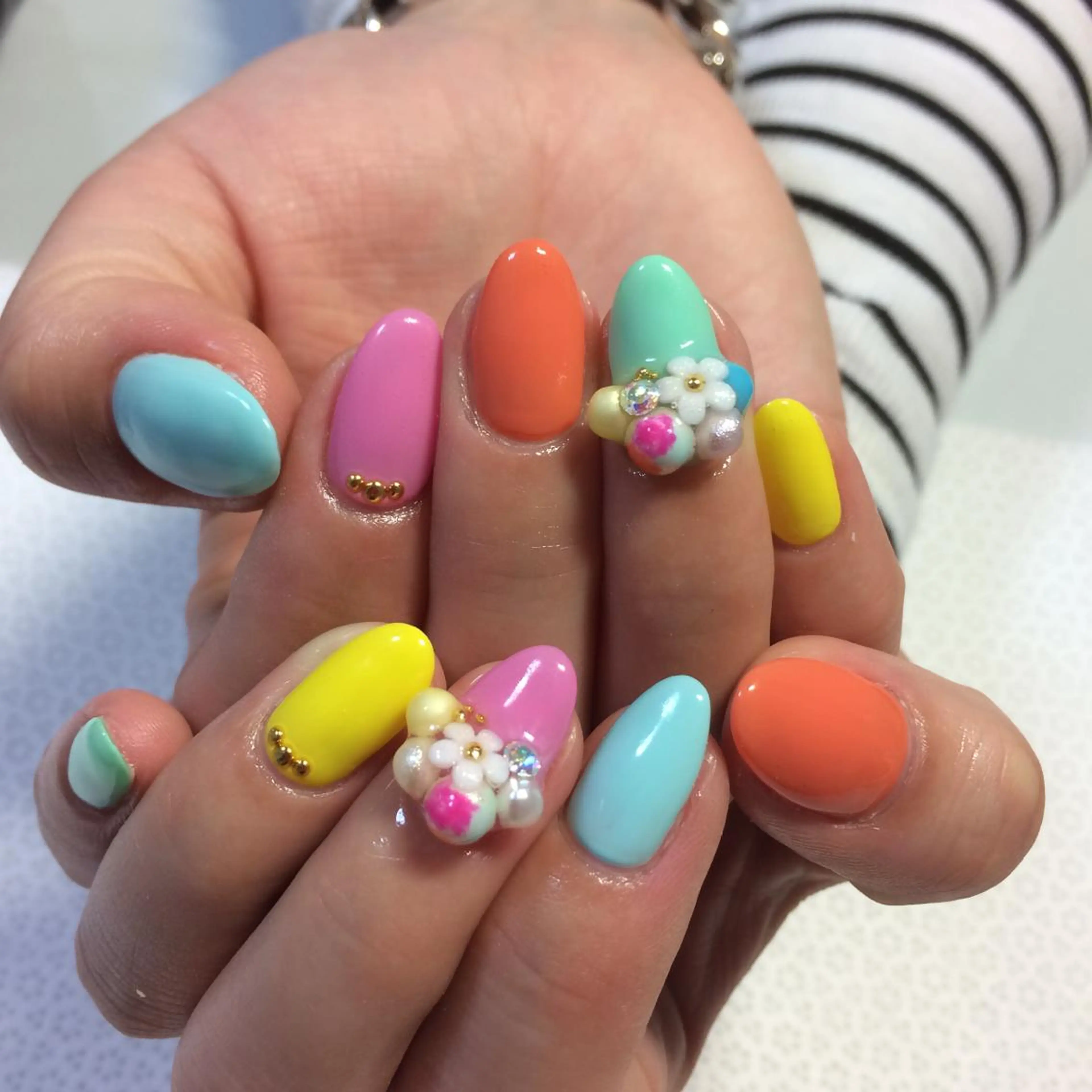 ネイル VIOLUS所属・VIOLUS 関目のネイルデザイン