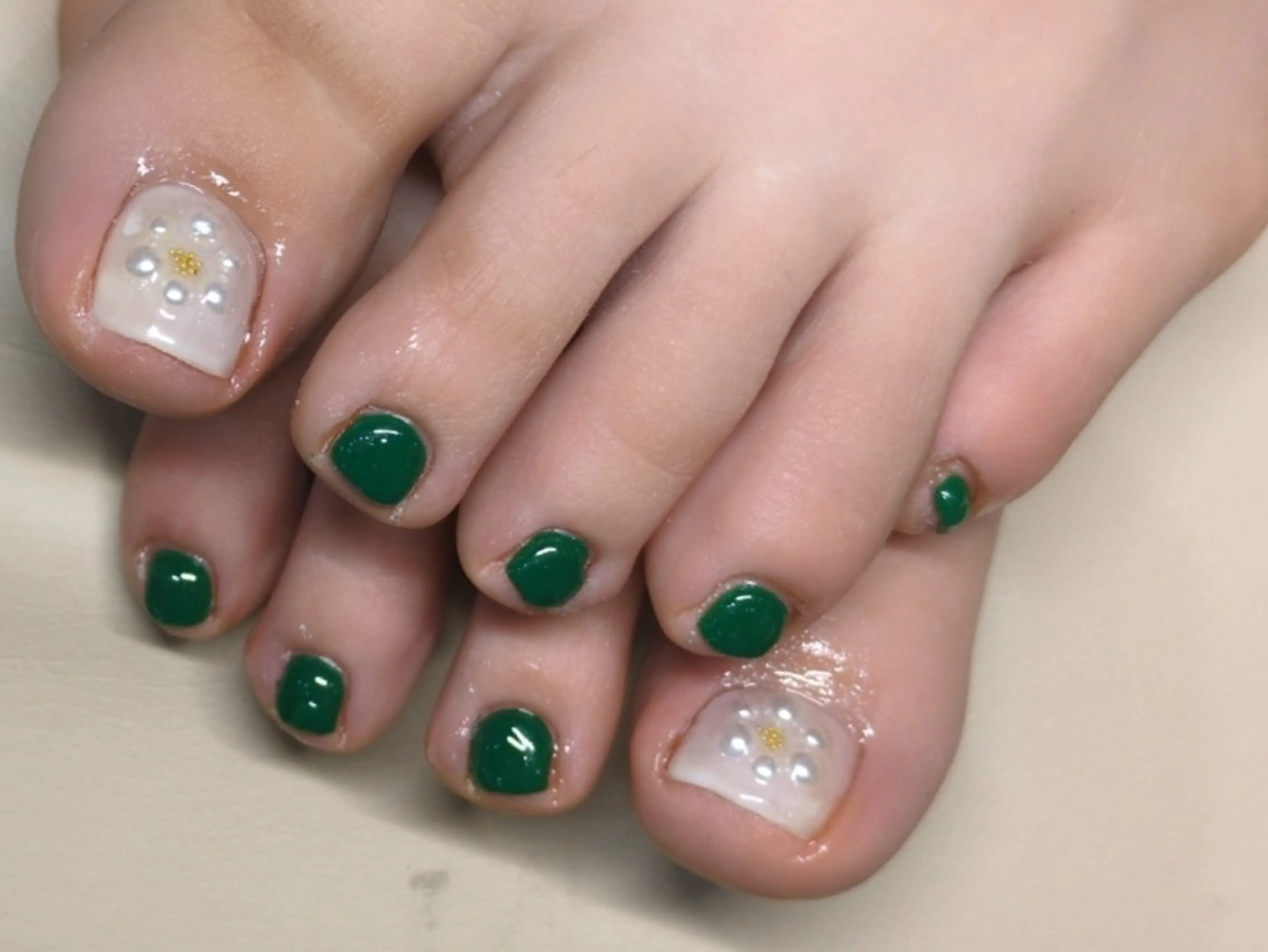 ネイル ハンドネイル &ME サンのネイルデザイン