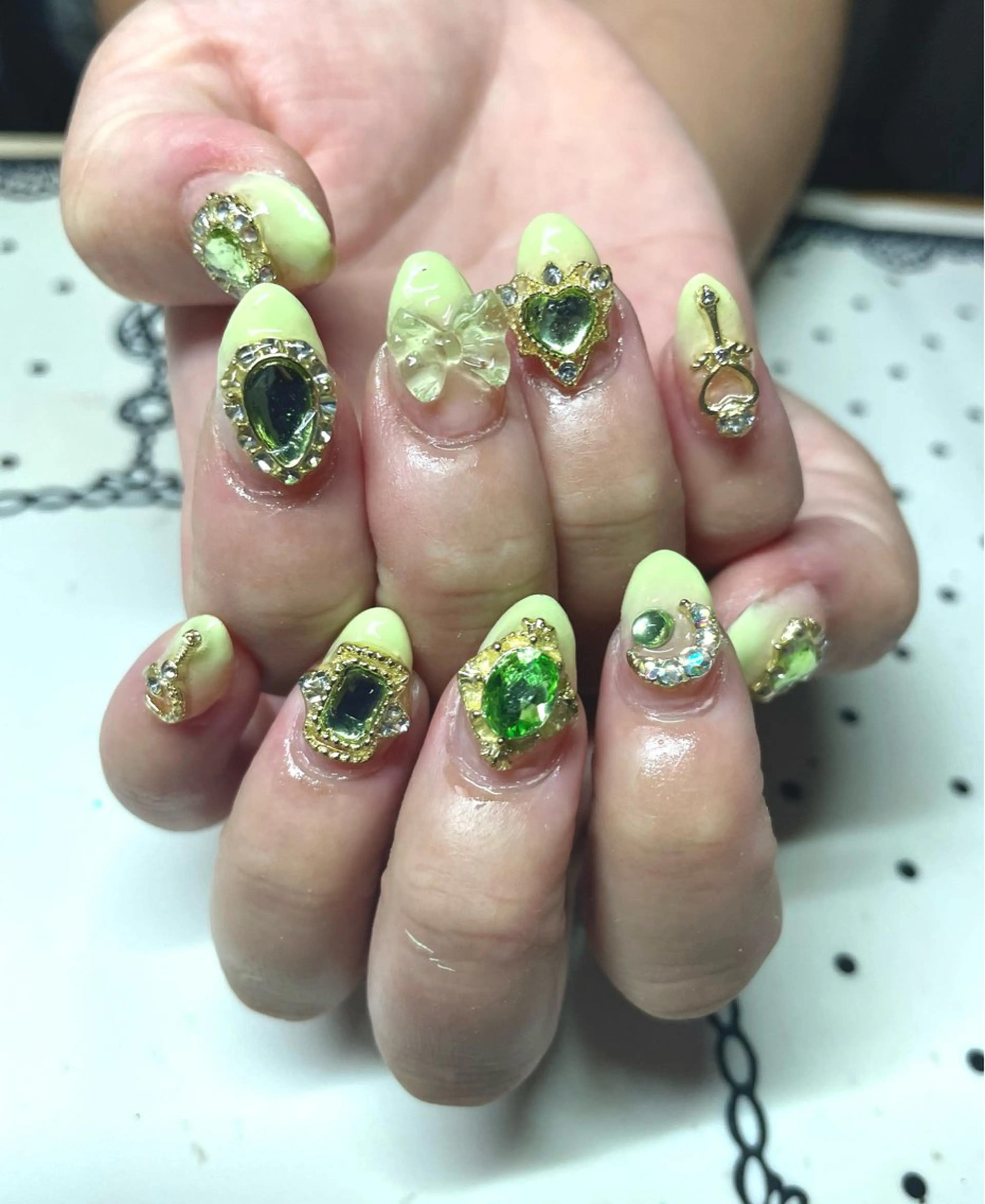 ネイル 持ち込み ハンドネイル nailsalon sugarr所属・nailist cocoのネイルデザイン