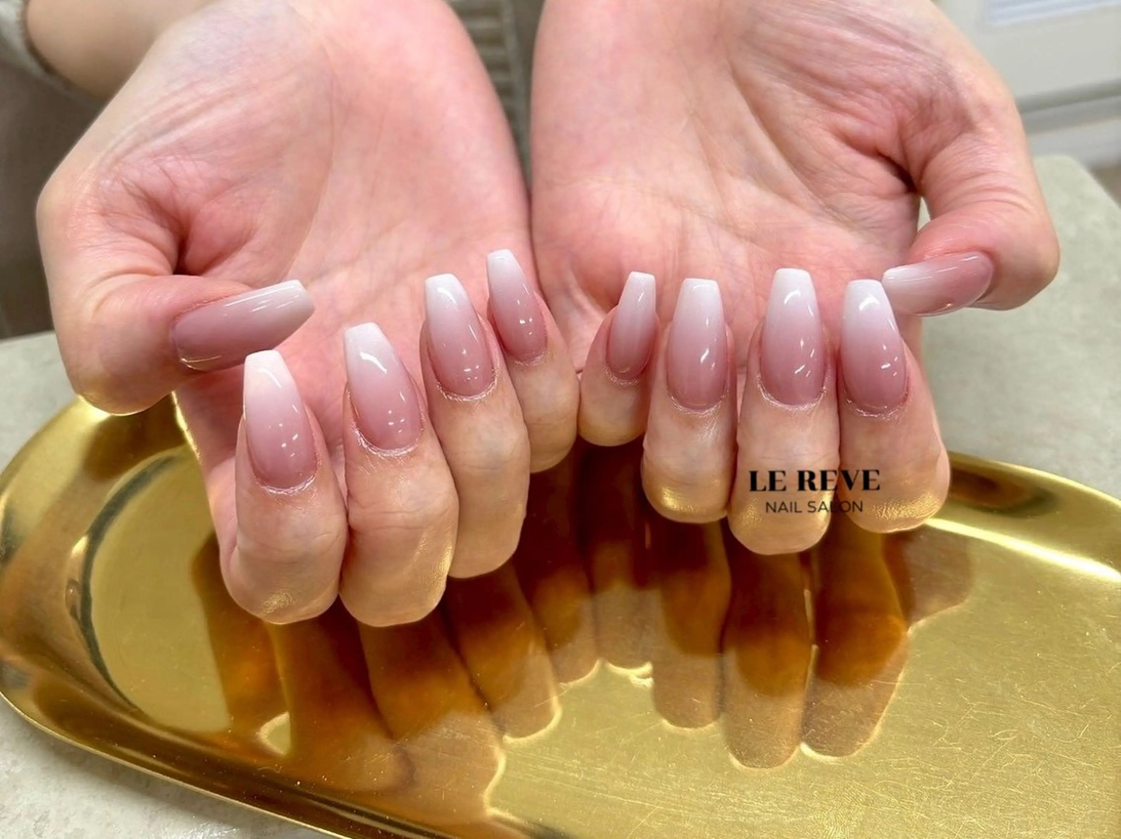 ネイル 韓国ネイル ニュアンスネイル シンプルネイル 春ネイル ワンホンネイル LE REVE nailsalonのネイルデザイン