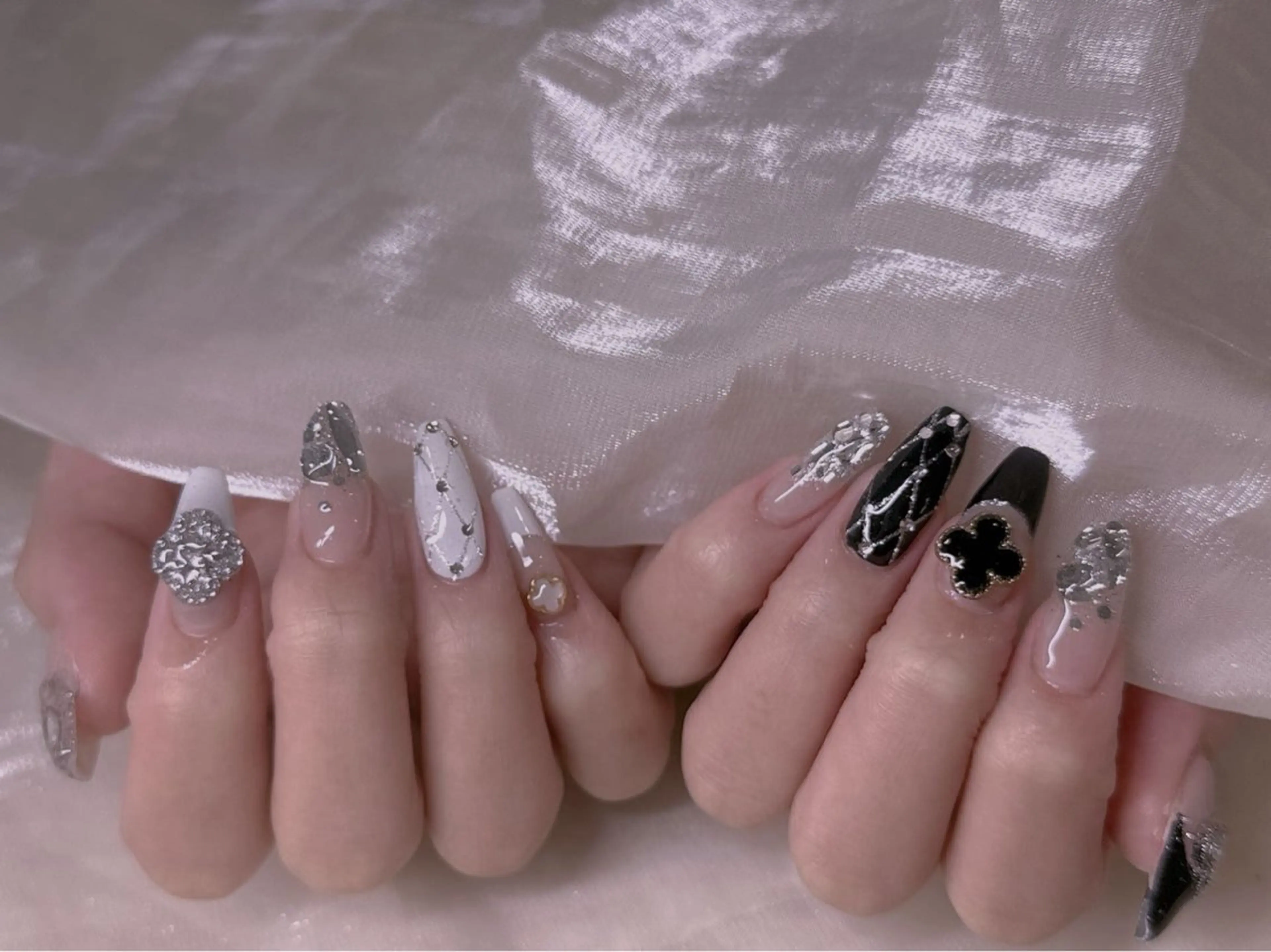 ネイル ハンドネイル リン リンのネイルデザイン