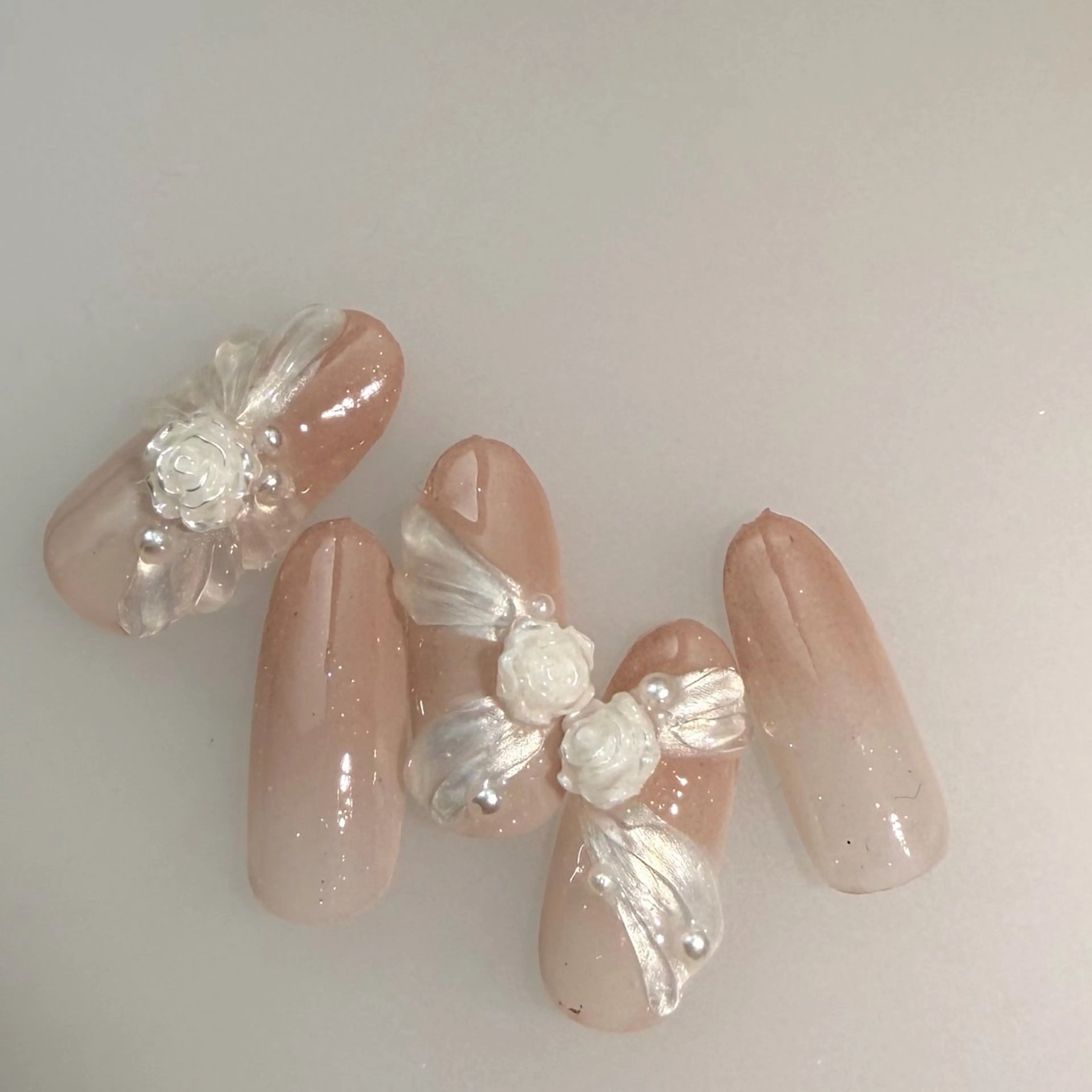 ネイル アートネイル 長さ出し ハンドネイル A85G ayakoのネイルデザイン