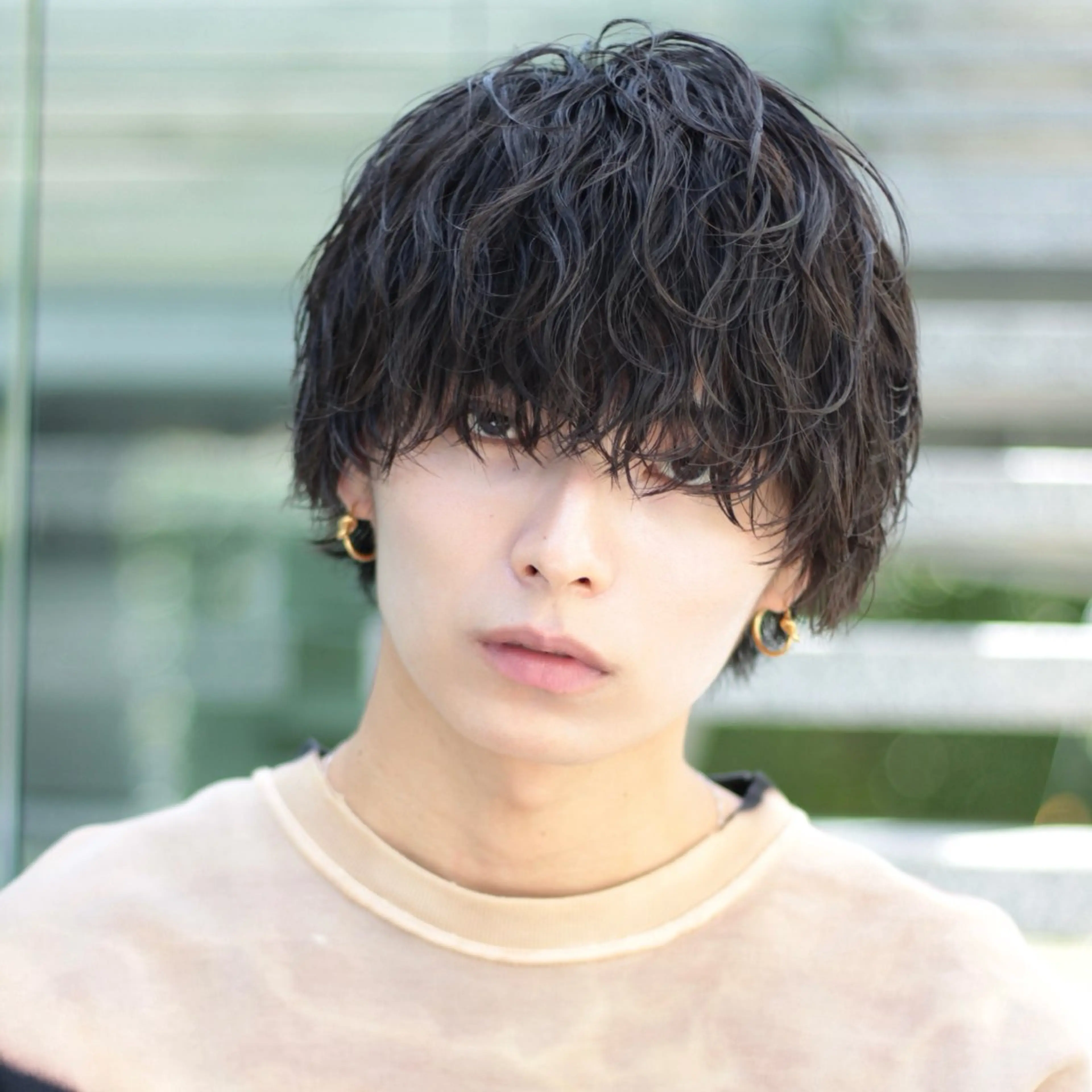 ミディアム パーマ ヘアアレンジ メンズ ミディアムパーマ センターパート フェザーパーマ メンズパーマ ニュアンスパーマ カット パーマ 小林海斗💥フェザー ニュアンスパーマ💥のヘアスタイル