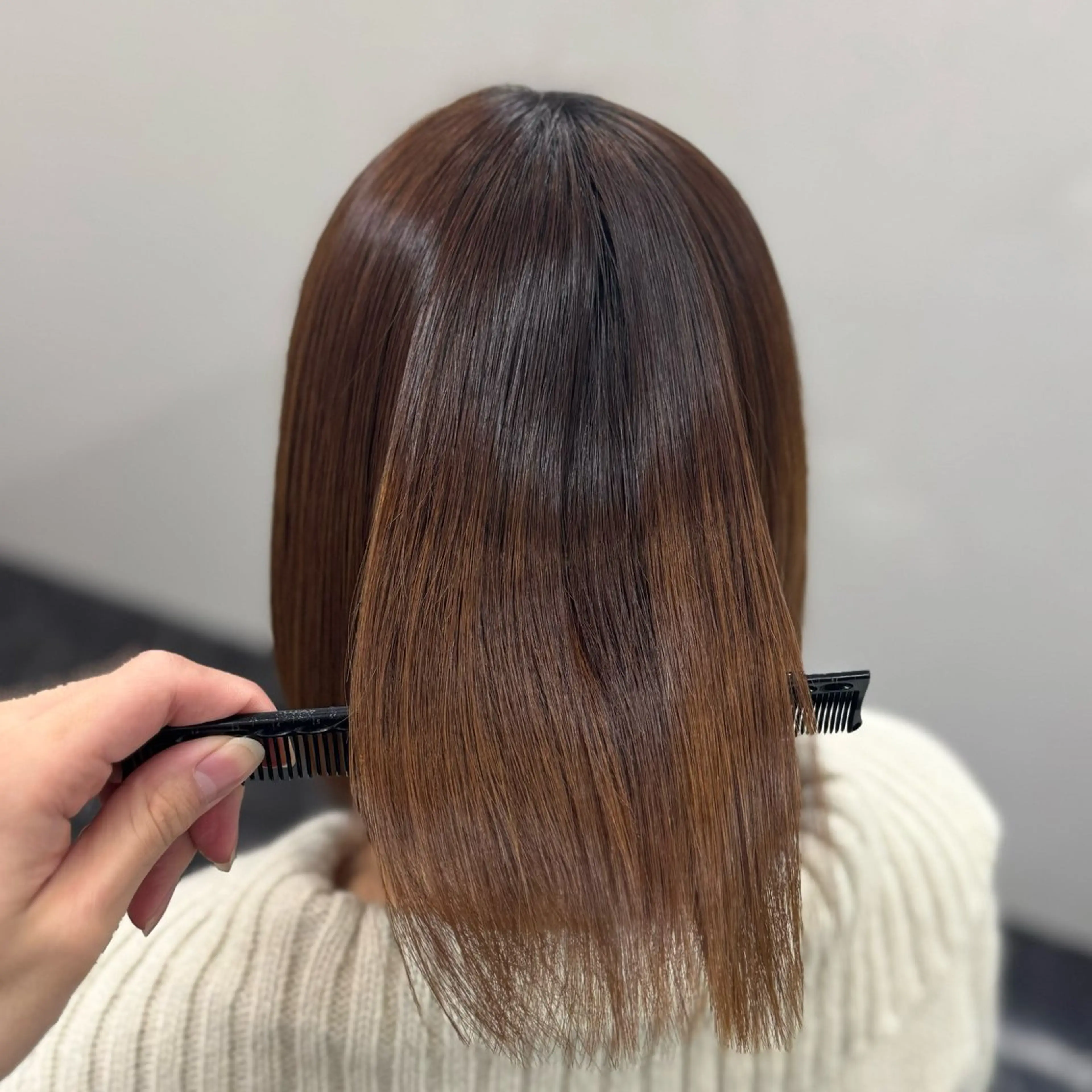 ロング カラー パーマ ヘアアレンジ メンズ キッズ メンズ韓国風 黒髪 ブルーカラー ブルーブラック レッドカラー ブリーチなし Ⅰ 髪質改善カラーのヘアスタイル