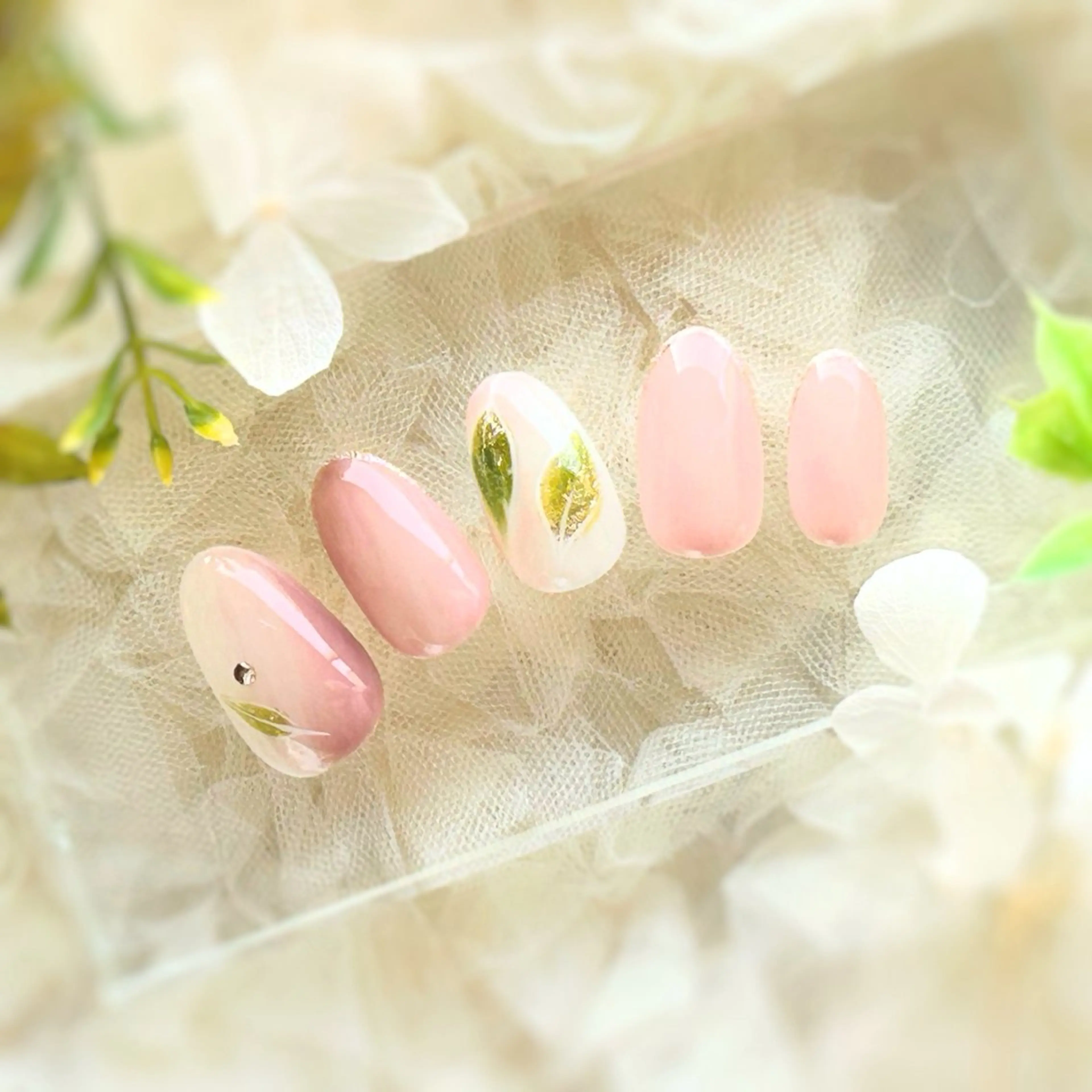 ネイル アートネイル ブラウン ゴールド グラデーション グリーン NailRoom つめ想いのネイルデザイン