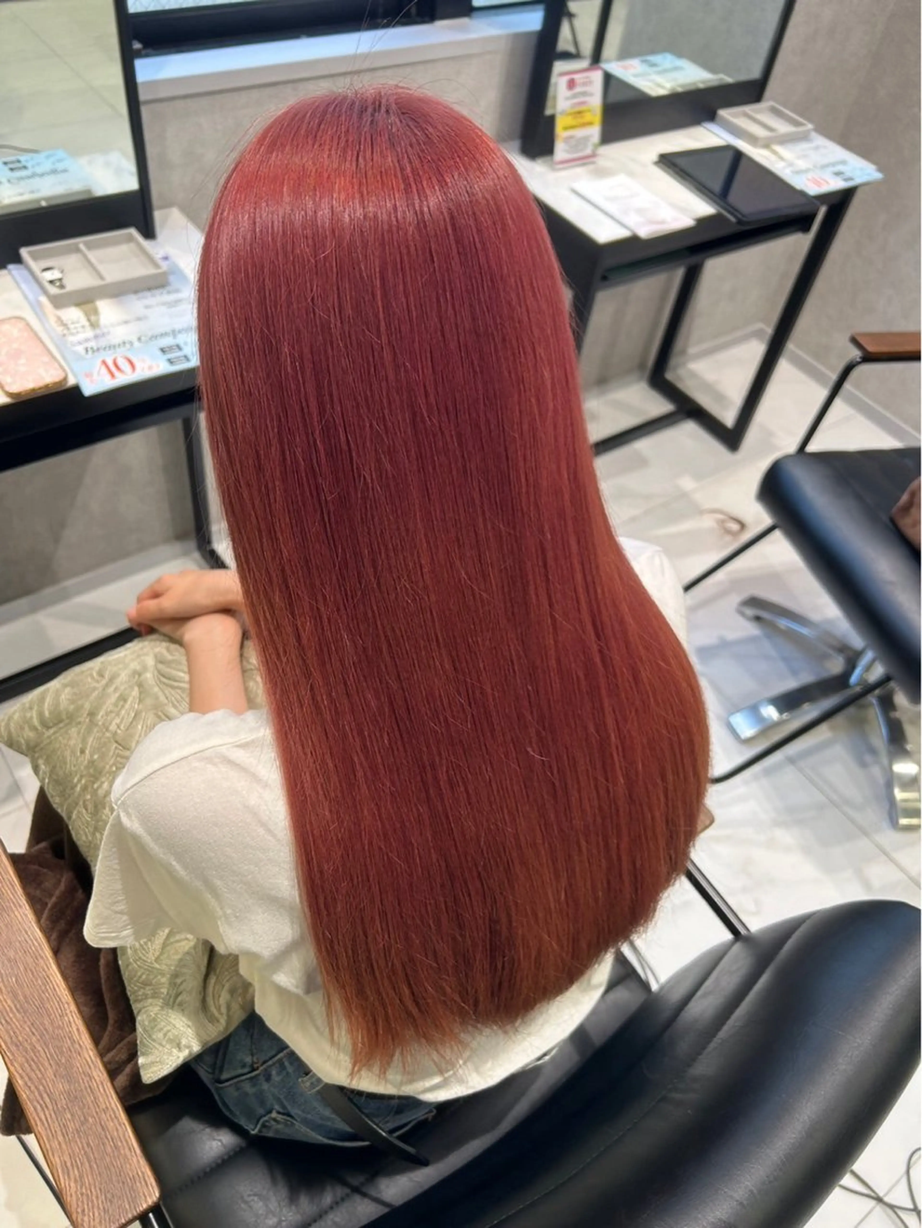 ロング ヘアカラー 艶ブラウン/赤み消し /盛れる顔周りのヘアスタイル