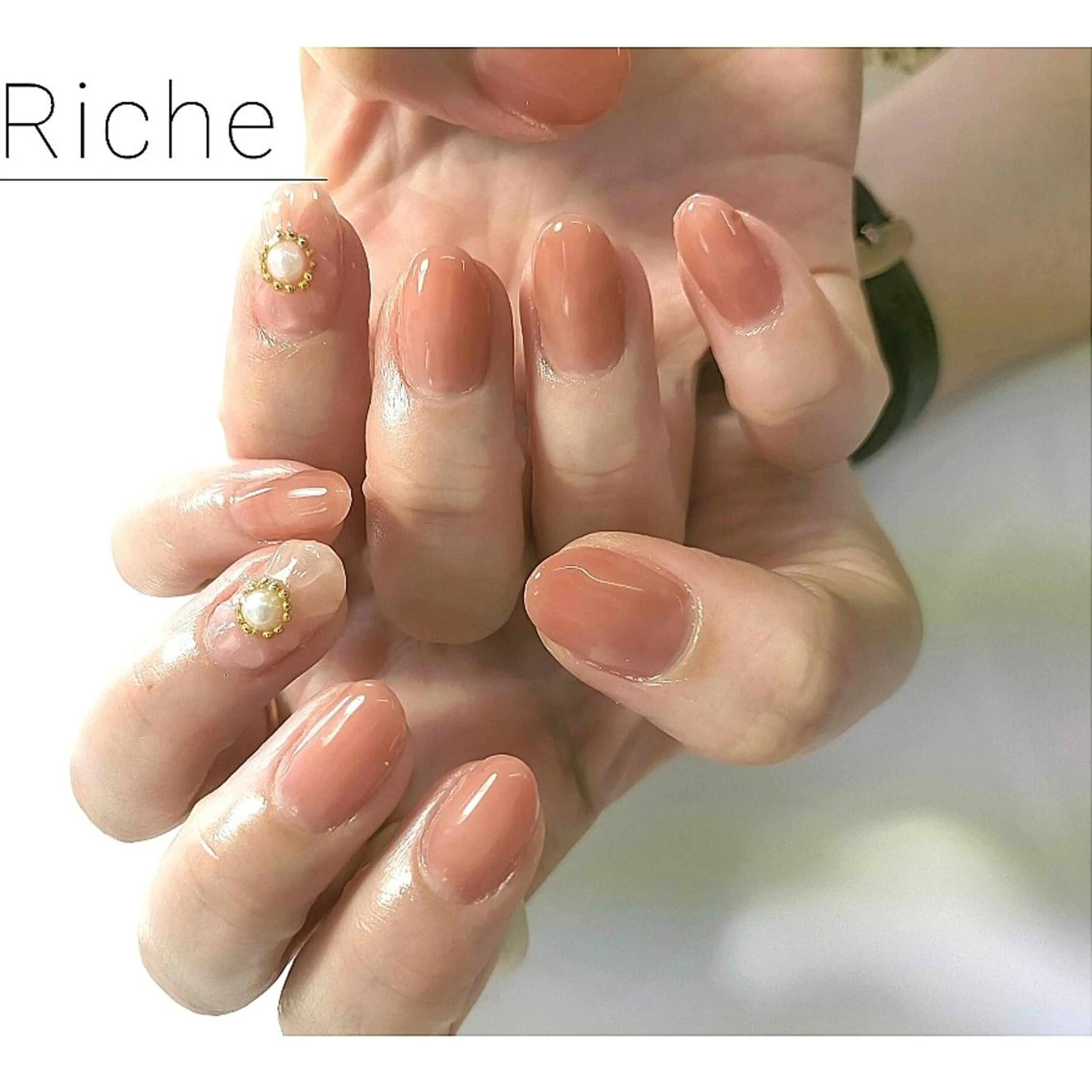 ネイル フラワーネイル ぷっくりネイル Riche. ﾈｲﾙｻﾛﾝﾘｼｪのネイルデザイン