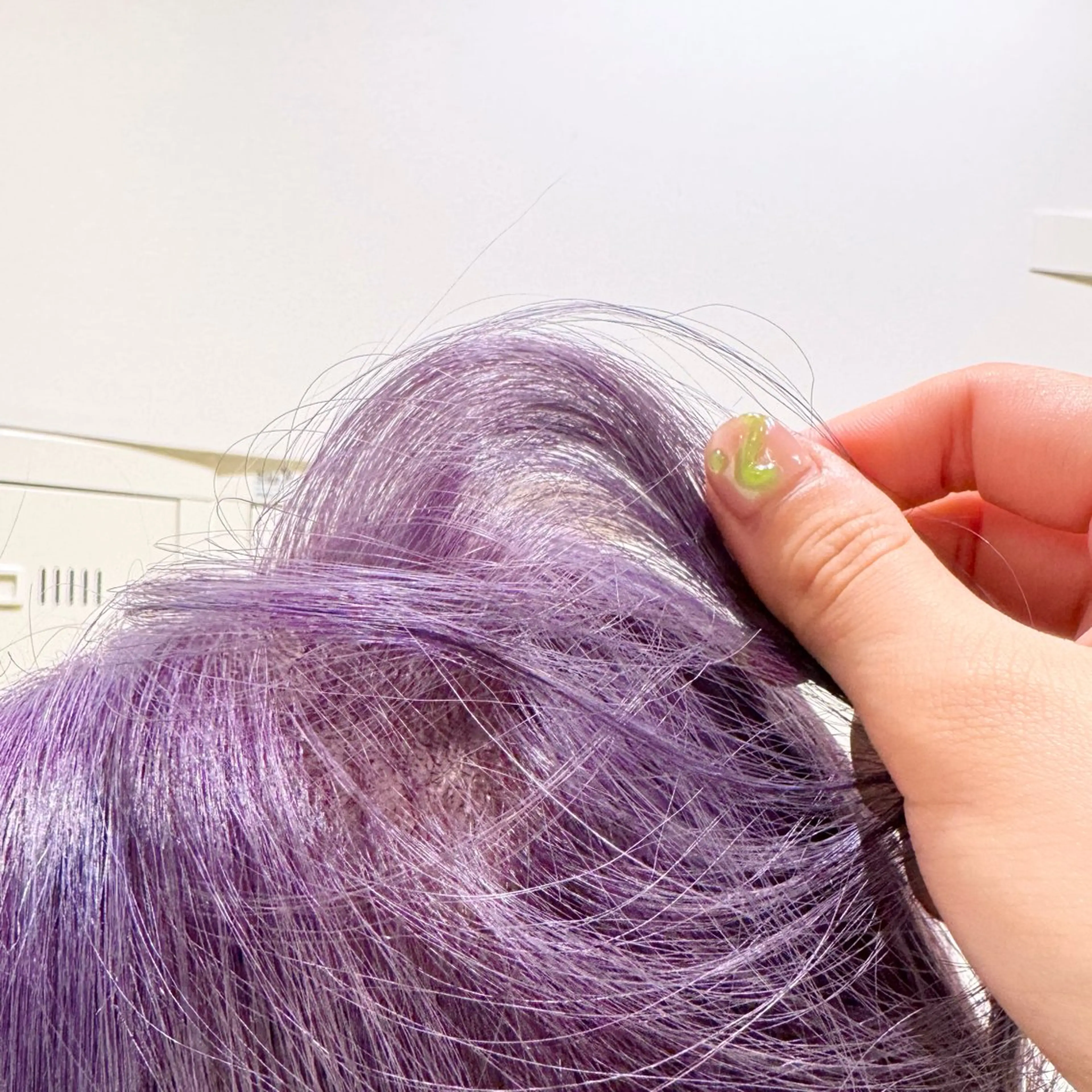 セミロング カラー 垢抜け/レイヤー/ ハイトーン/アスナのヘアスタイル