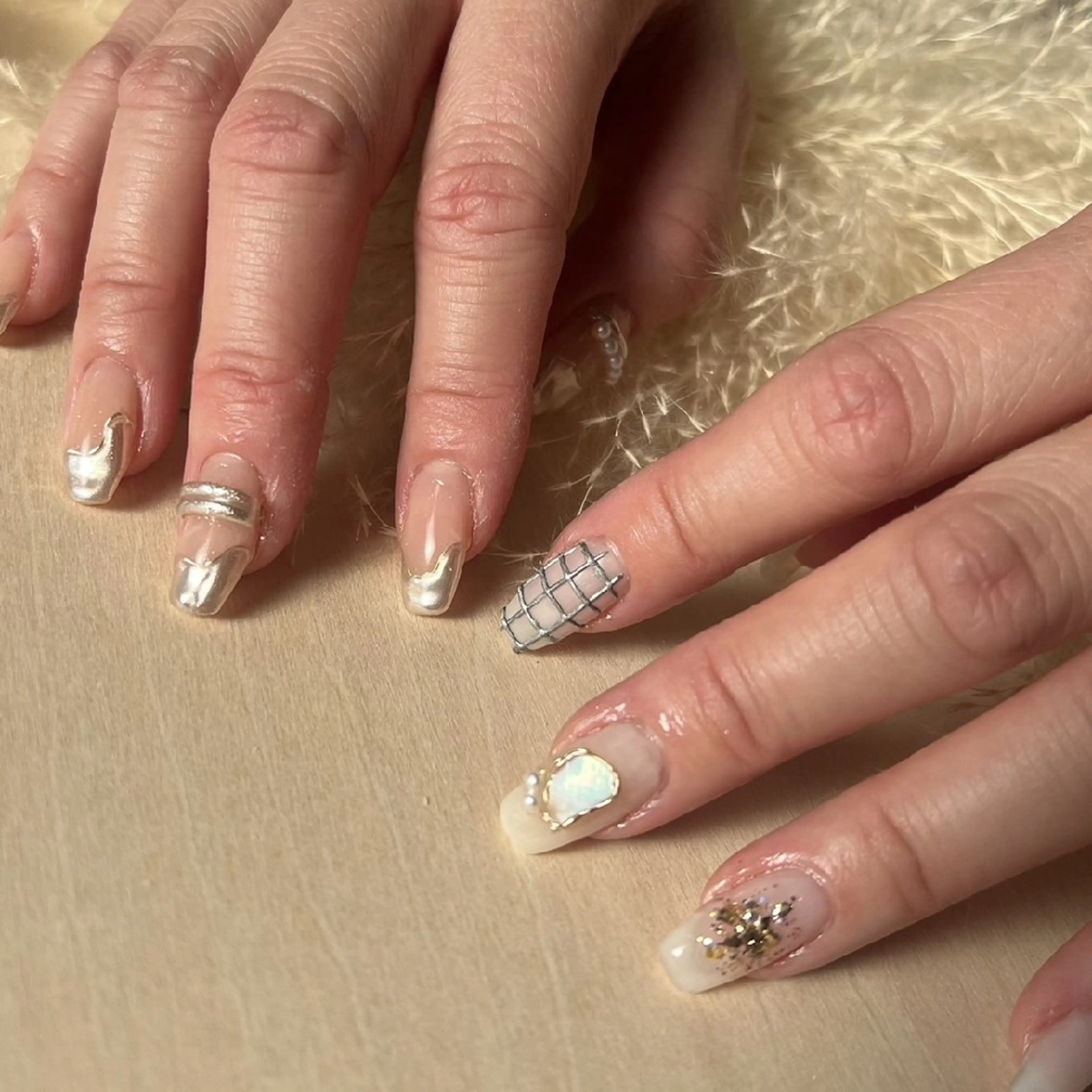 オーダーネイル💅　［2回目からのご予約のお客様専用］お好きなデザインをご相談下さい。デザインによってお値段変わります。の写真