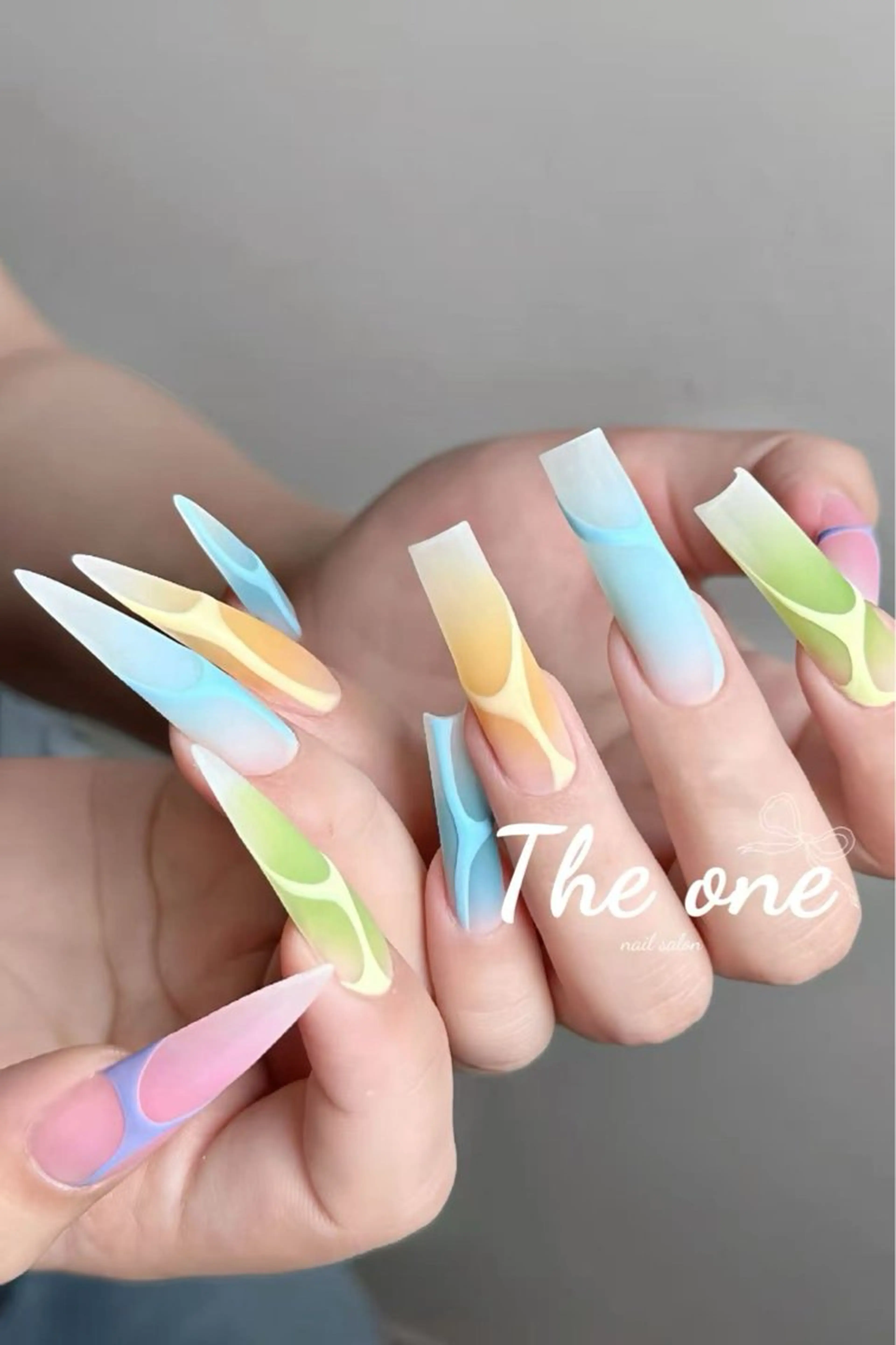 ネイル Theone栄店 赤松のネイルデザイン