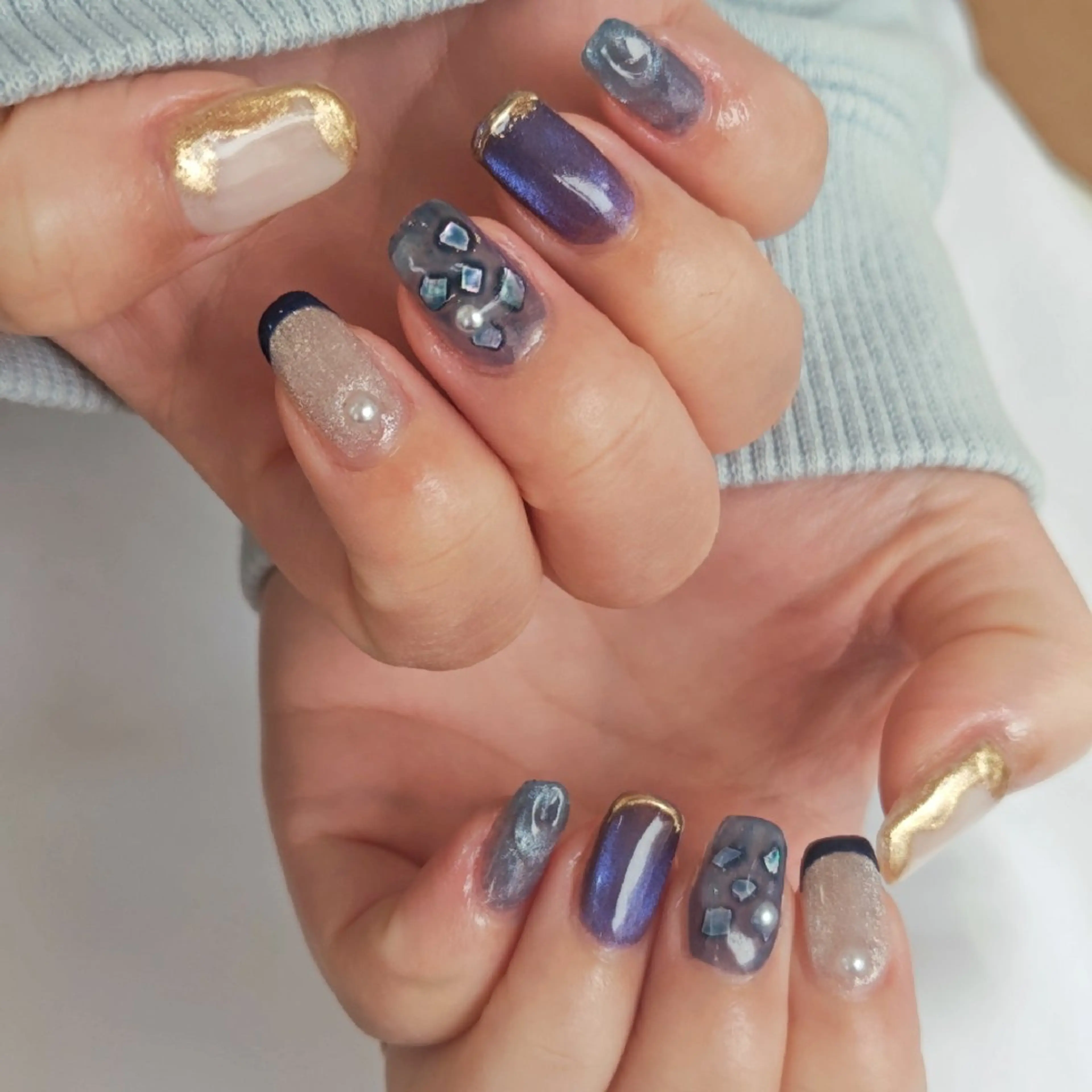 ネイル フレンチネイル マグネットネイル ミラーネイル ぷっくりネイル ハンドネイル felicita服部店所属・felicita fumi♡のネイルデザイン