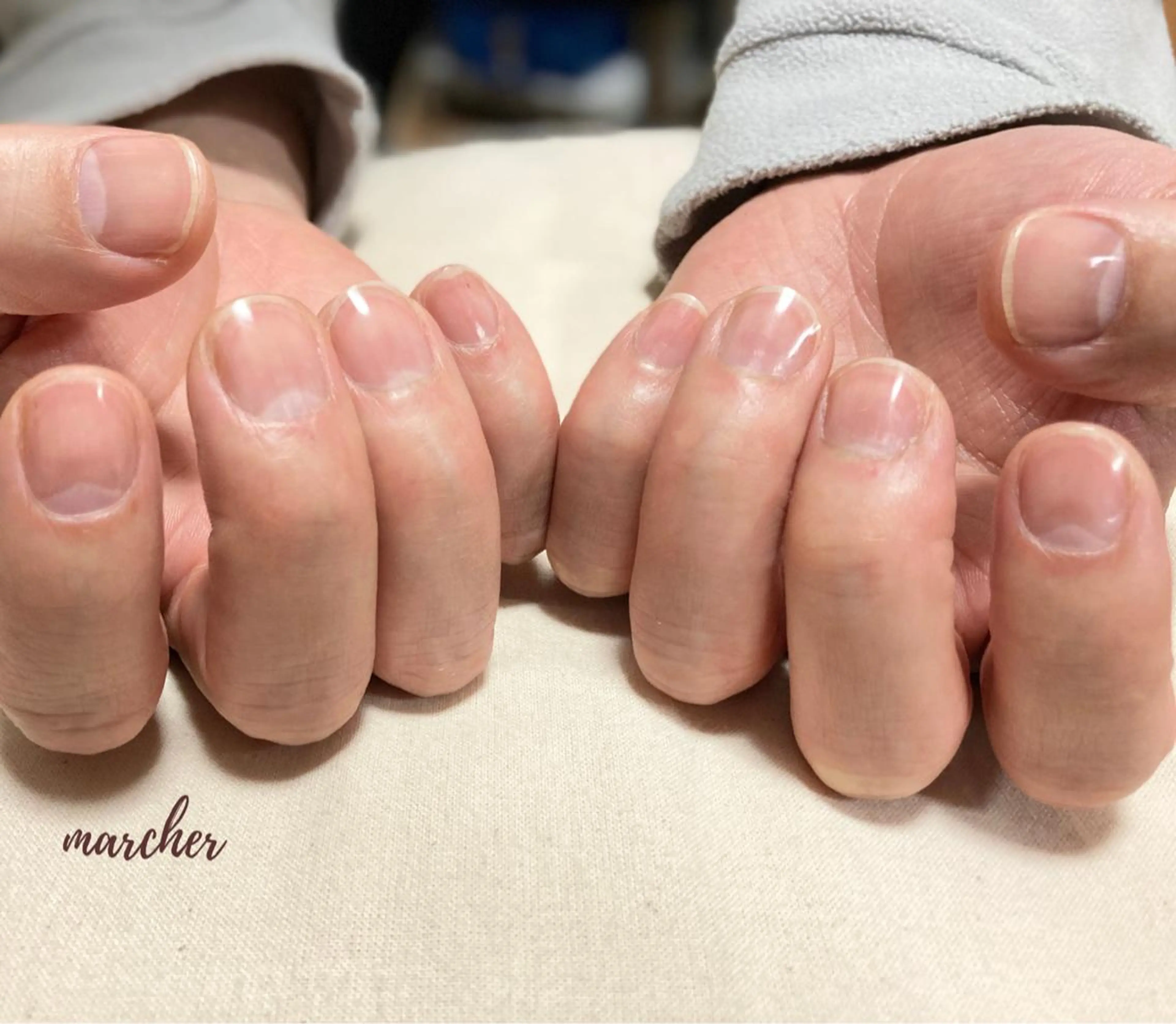 指先ケアコース(レディース・メンズ)［爪カット、爪磨き、甘皮ケア、ベースコート仕上げ］60minの写真