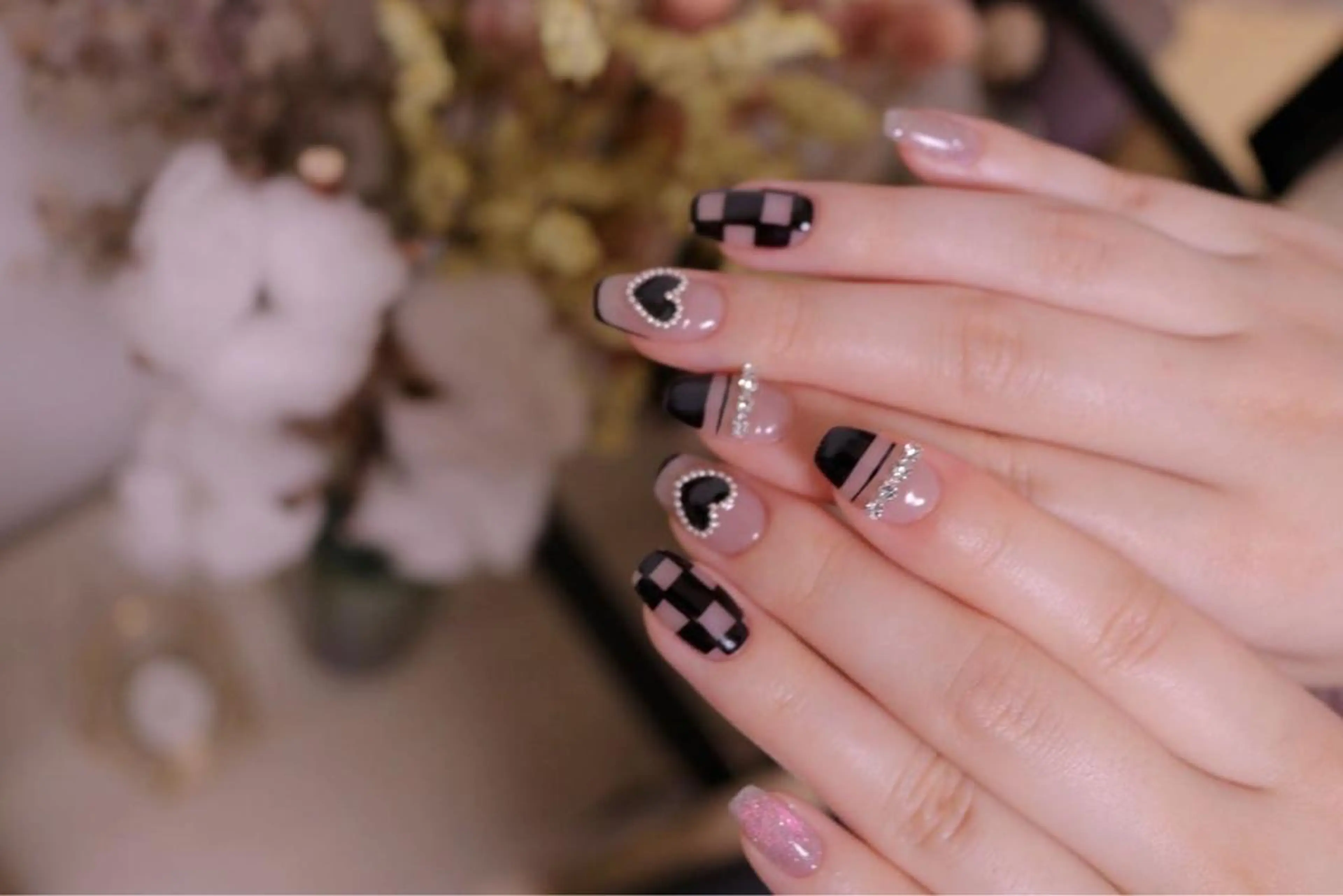 ネイル ハンドネイル MH Nailのネイルデザイン