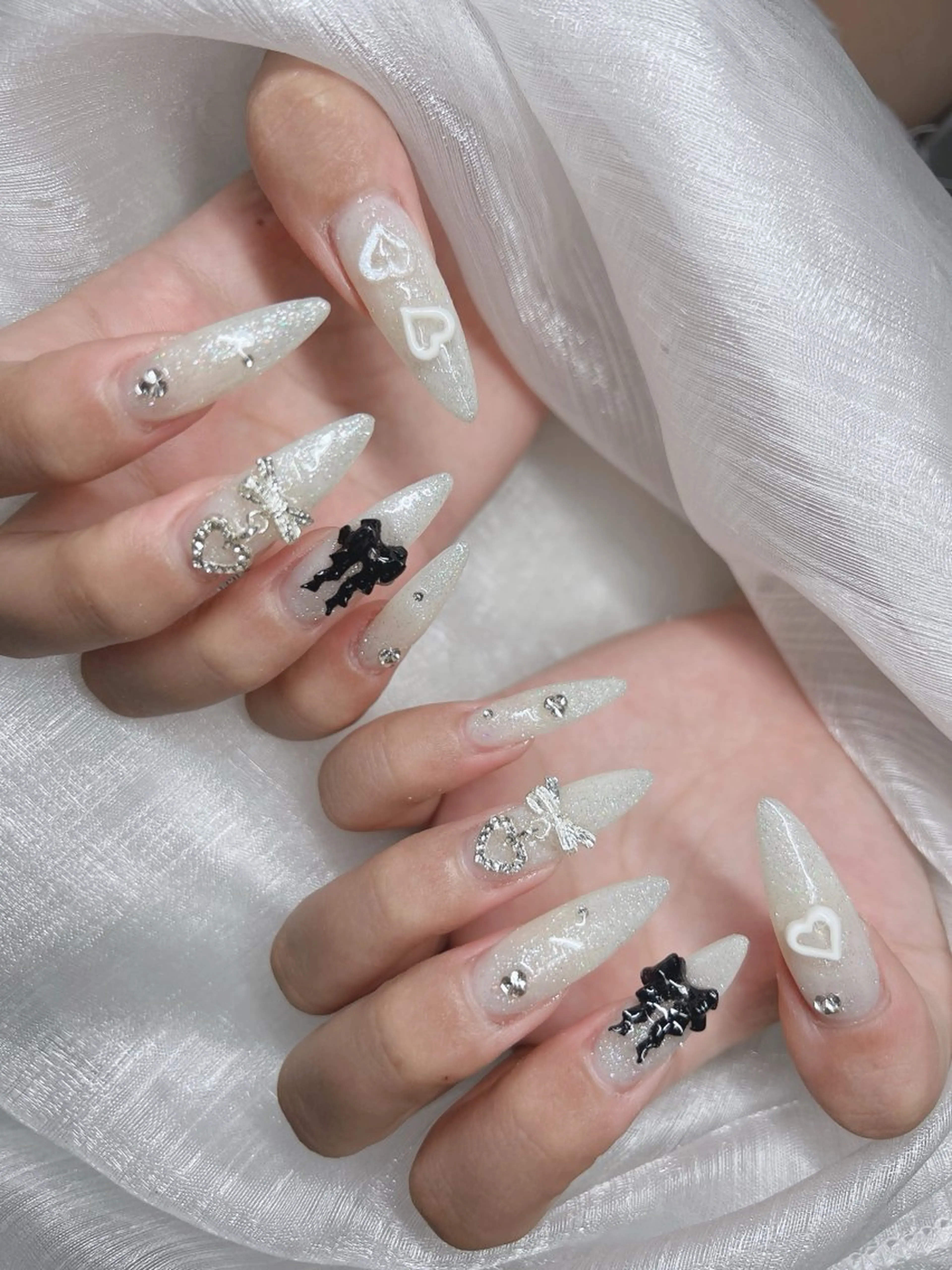ネイル 長さ出し グラデーション キラキラネイル マグネットネイル ニュアンスネイル Lee Nails チップ長さだし専門店のネイルデザイン