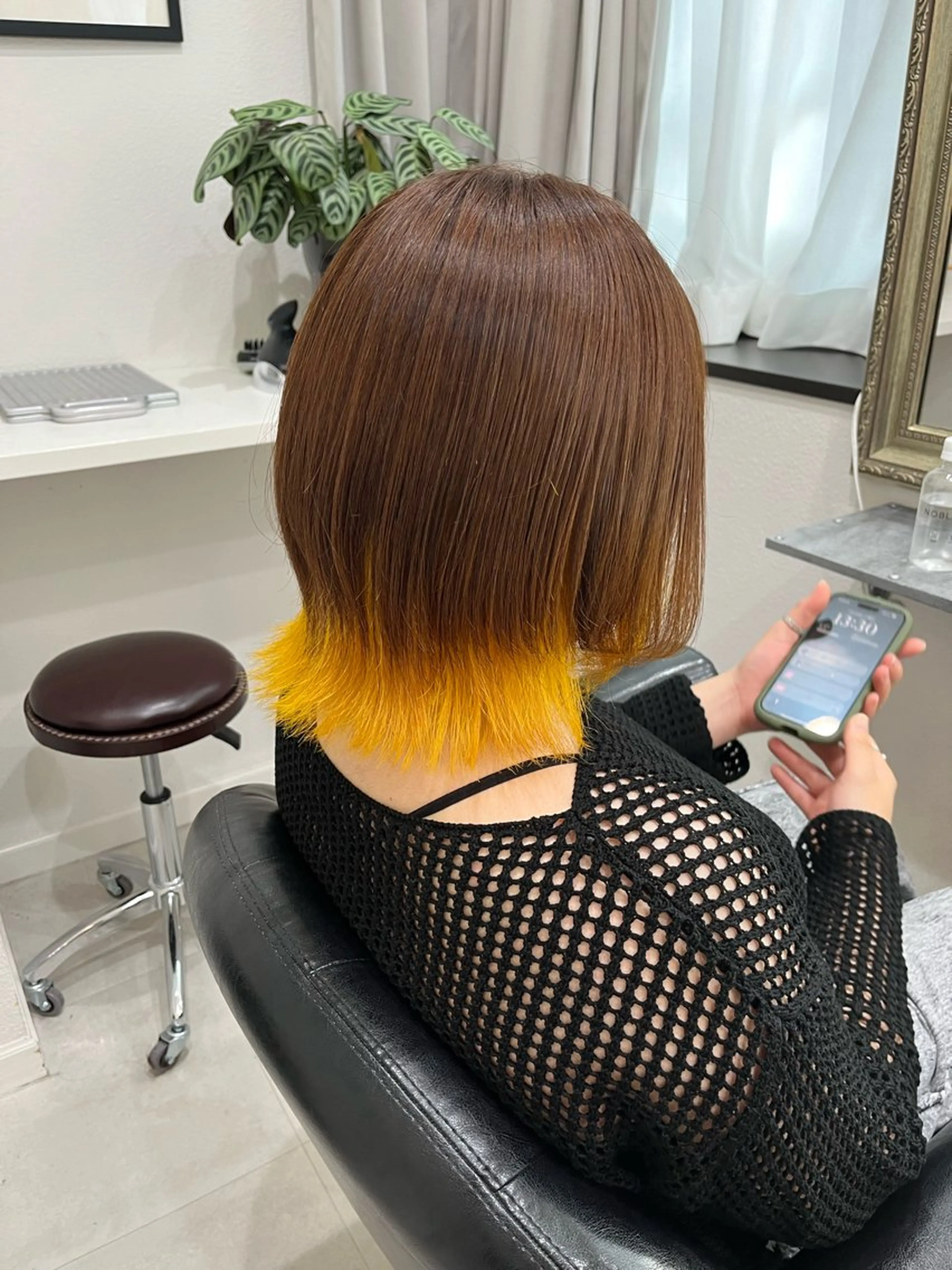 ミディアム カラー ヘアカラー トリートメント ユナ🎀レイヤー /韓国/ハイトーンのヘアスタイル