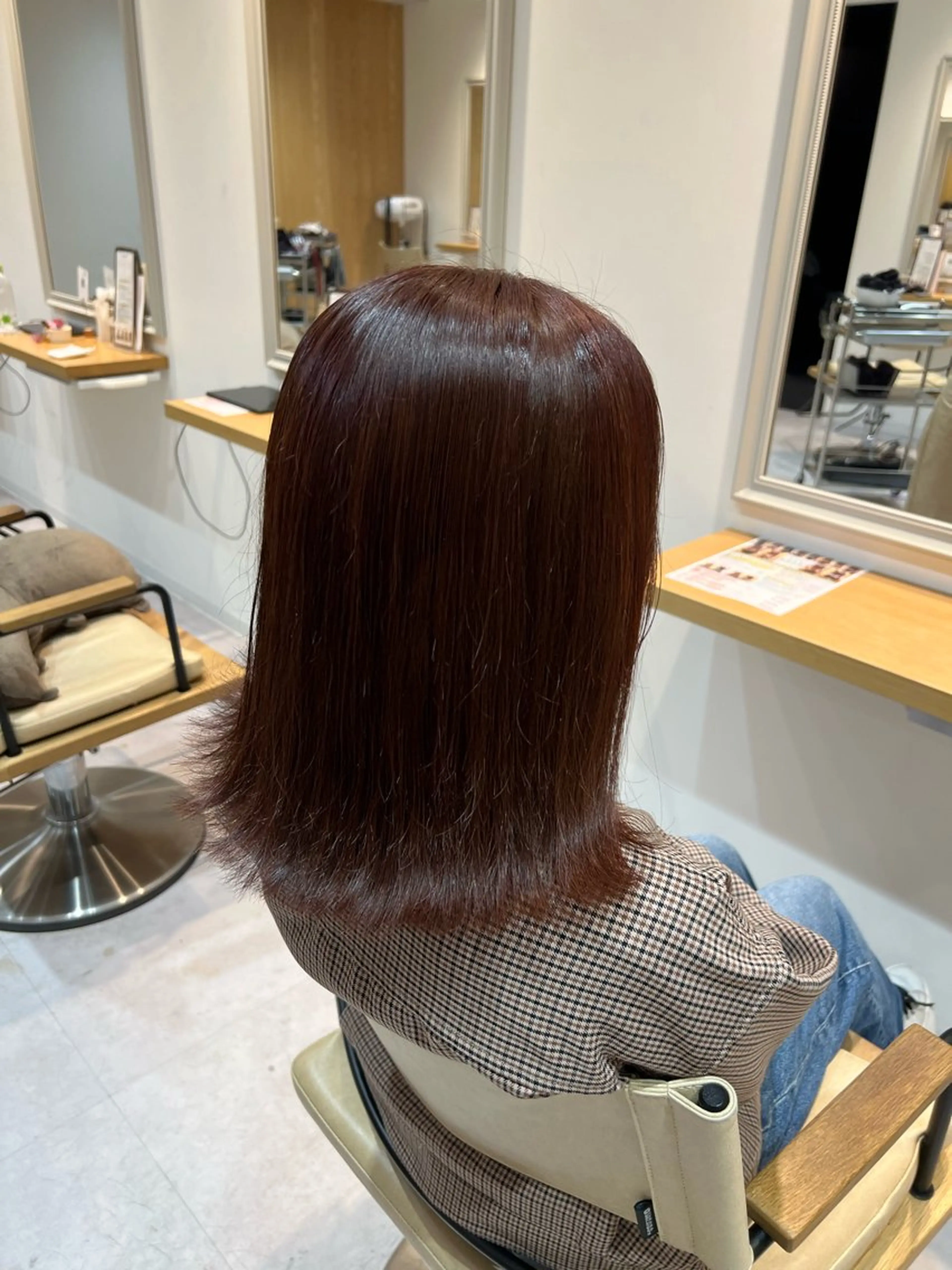 ミディアム 川村 琴のヘアスタイル