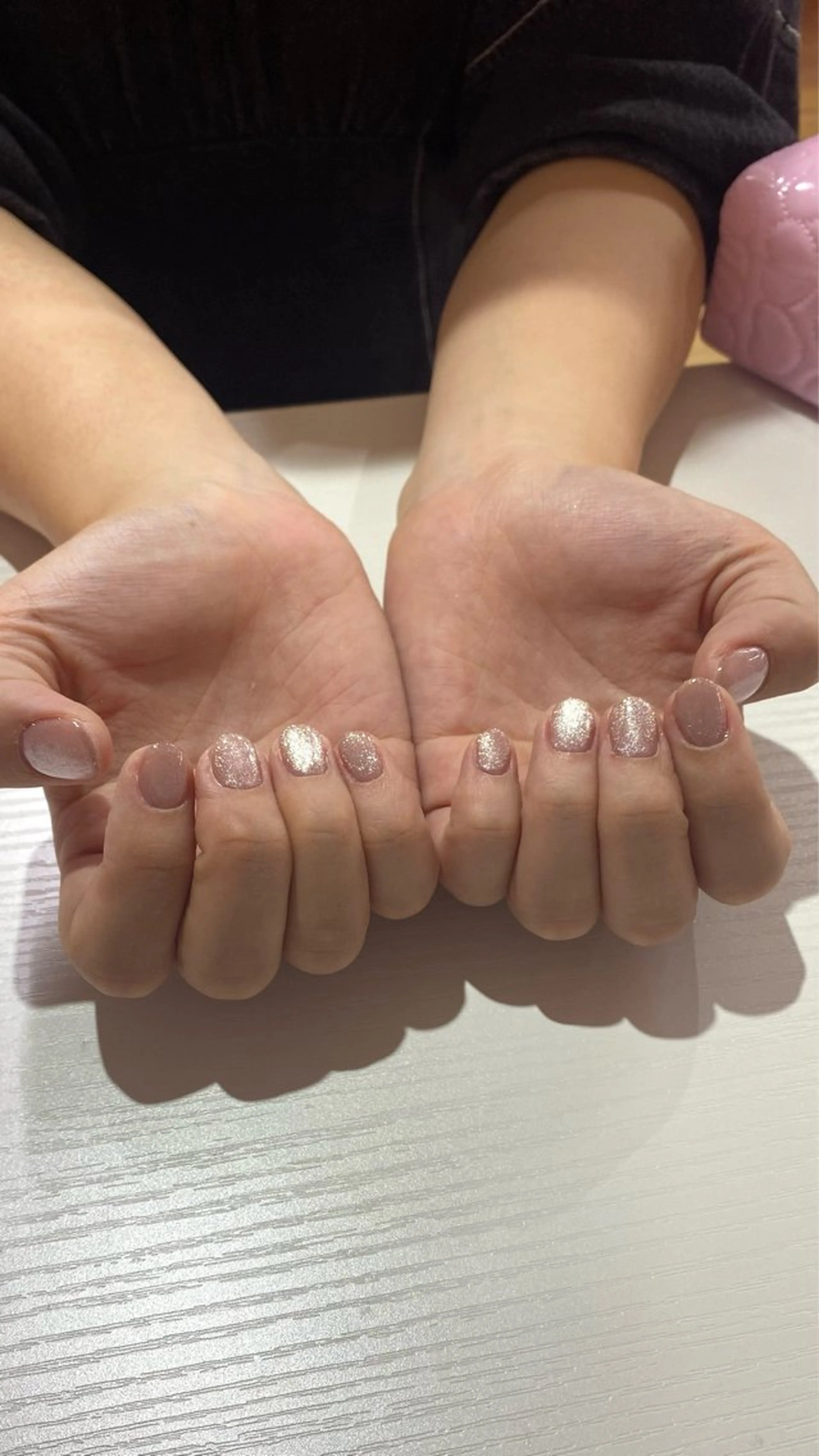 ネイル ミニョン所属・西村 咲羅のネイルデザイン