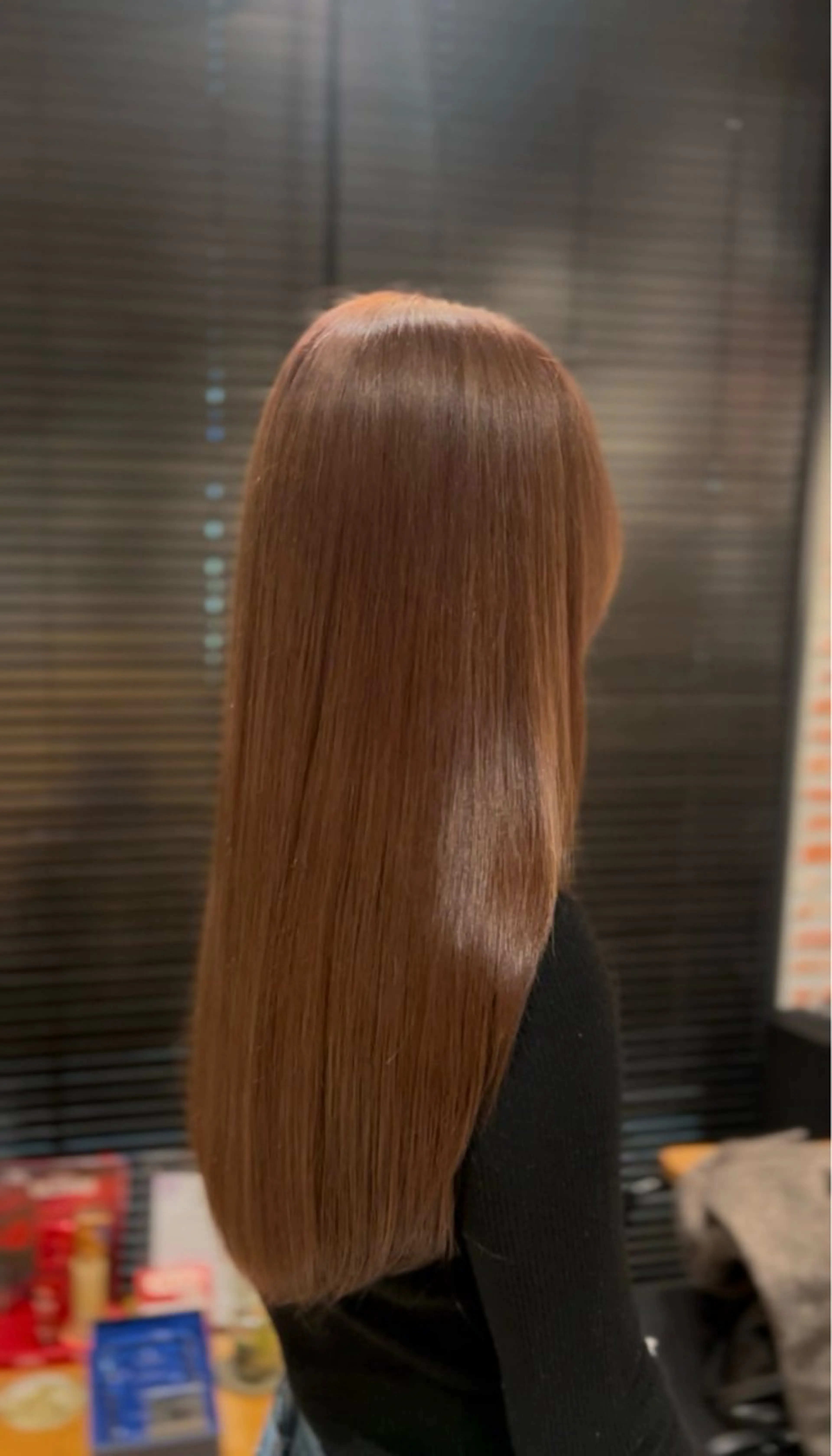 カラー organic+atelier所属・りお ブリーチカラーのヘアスタイル