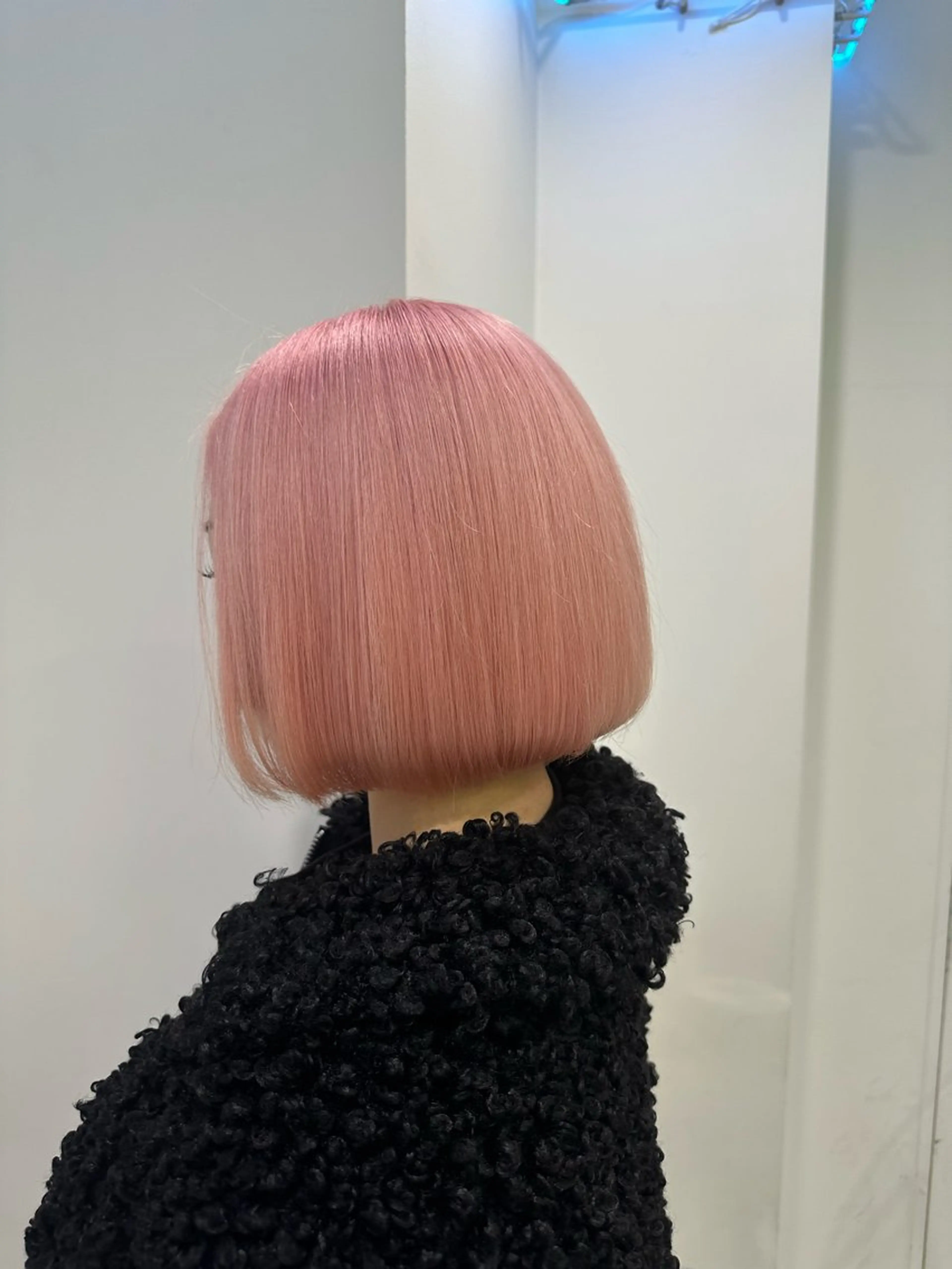 ミディアム カラー ハイトーンカラー ピンクカラー ホワイトピンク ヘアカラー 渋谷/透明感カラー /半個室/こうめいのヘアスタイル