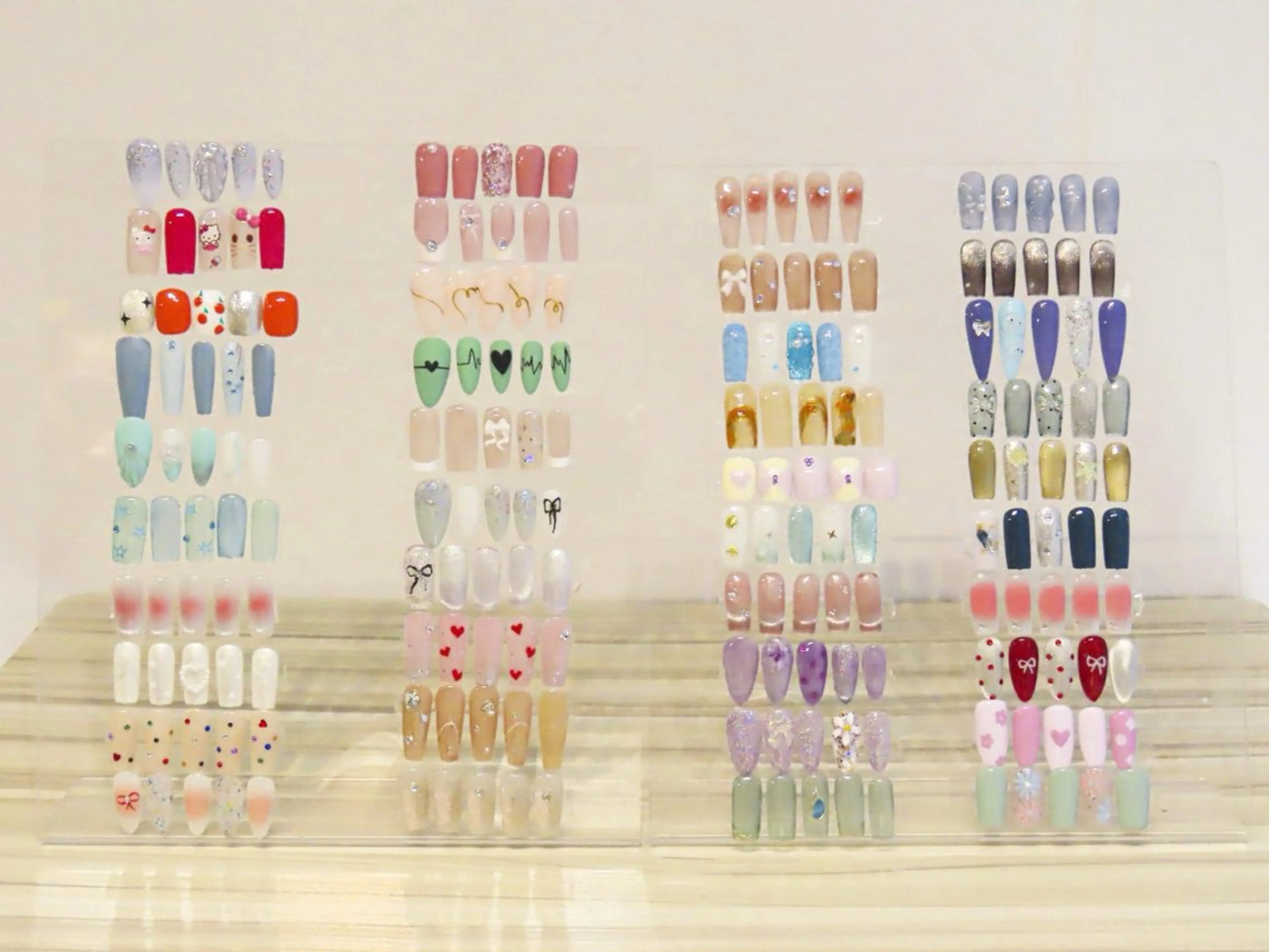 ネイル Trang An Nail Salon所属・チャン アンのネイルデザイン