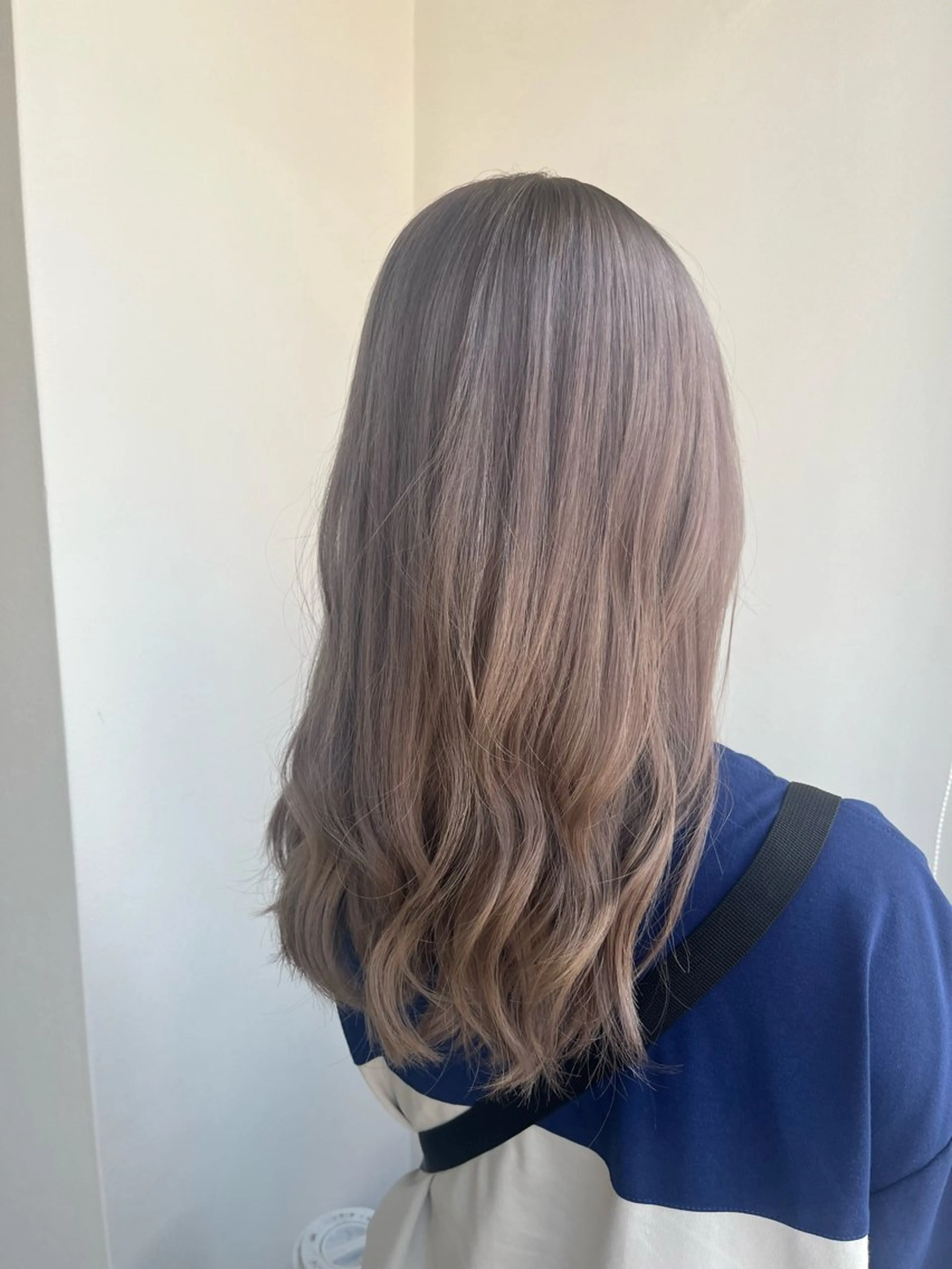 ロング カラー ブリーチ ヘアカラー Sherry/R 三川町 山本なつみのヘアスタイル