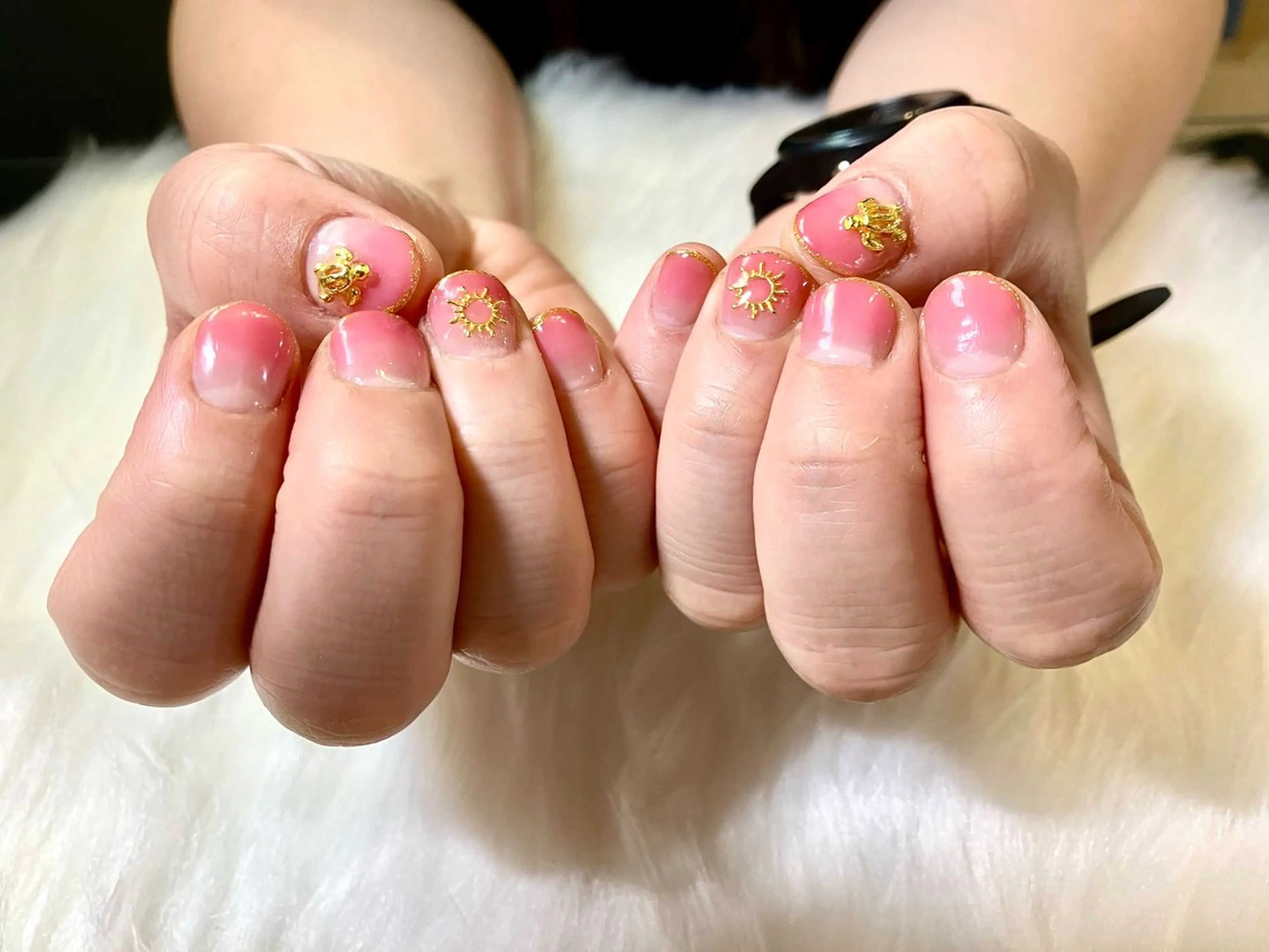ネイル ピンク relax&nail Rのエステ・リラクイメージ