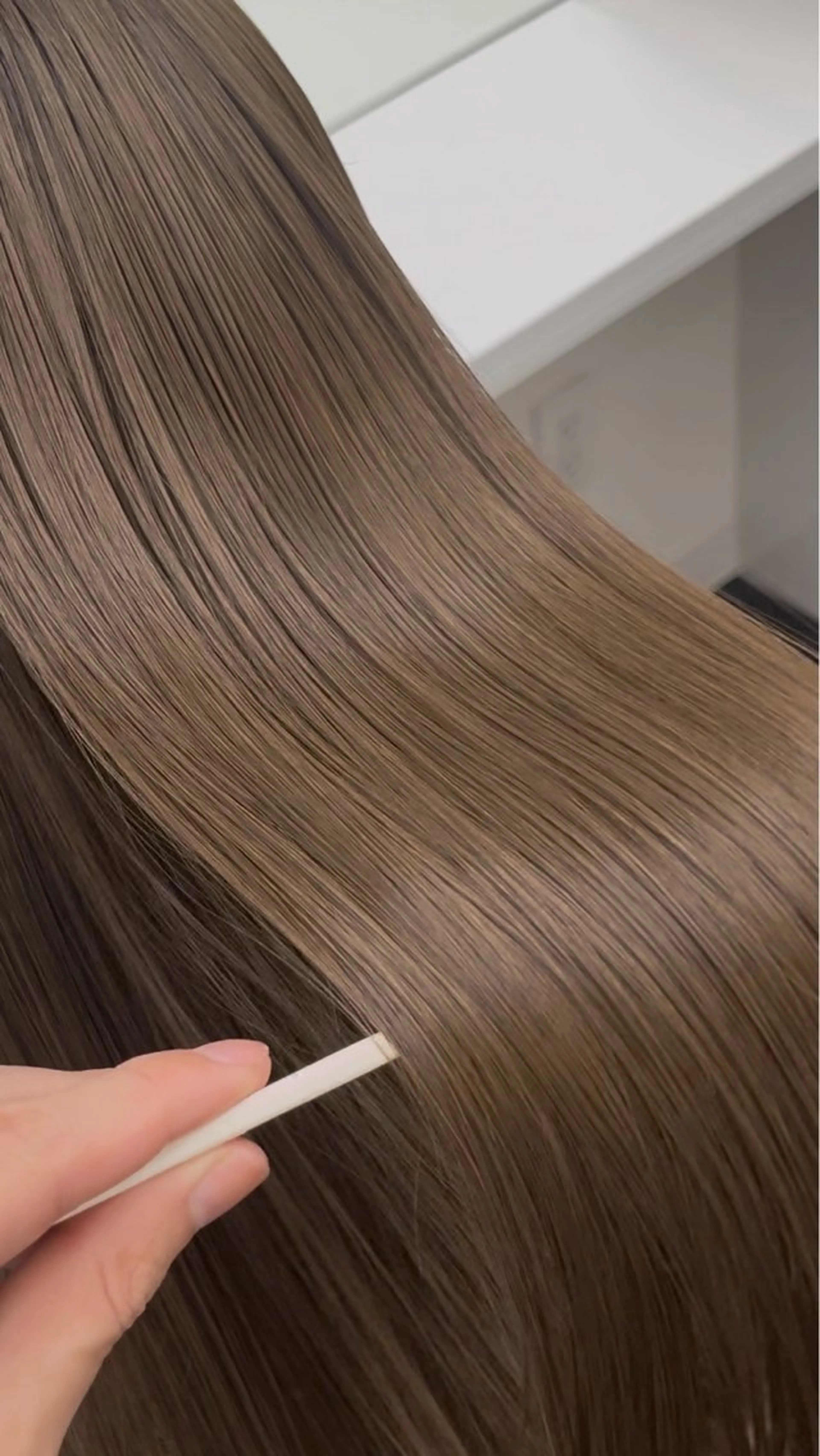 セミロング カラー ベージュカラー 黒髪 ブリーチ ブルーカラー ブルーブラック ヘアカラー トリートメント ハイトーン/ 髪質改善/上質艶髪のヘアスタイル