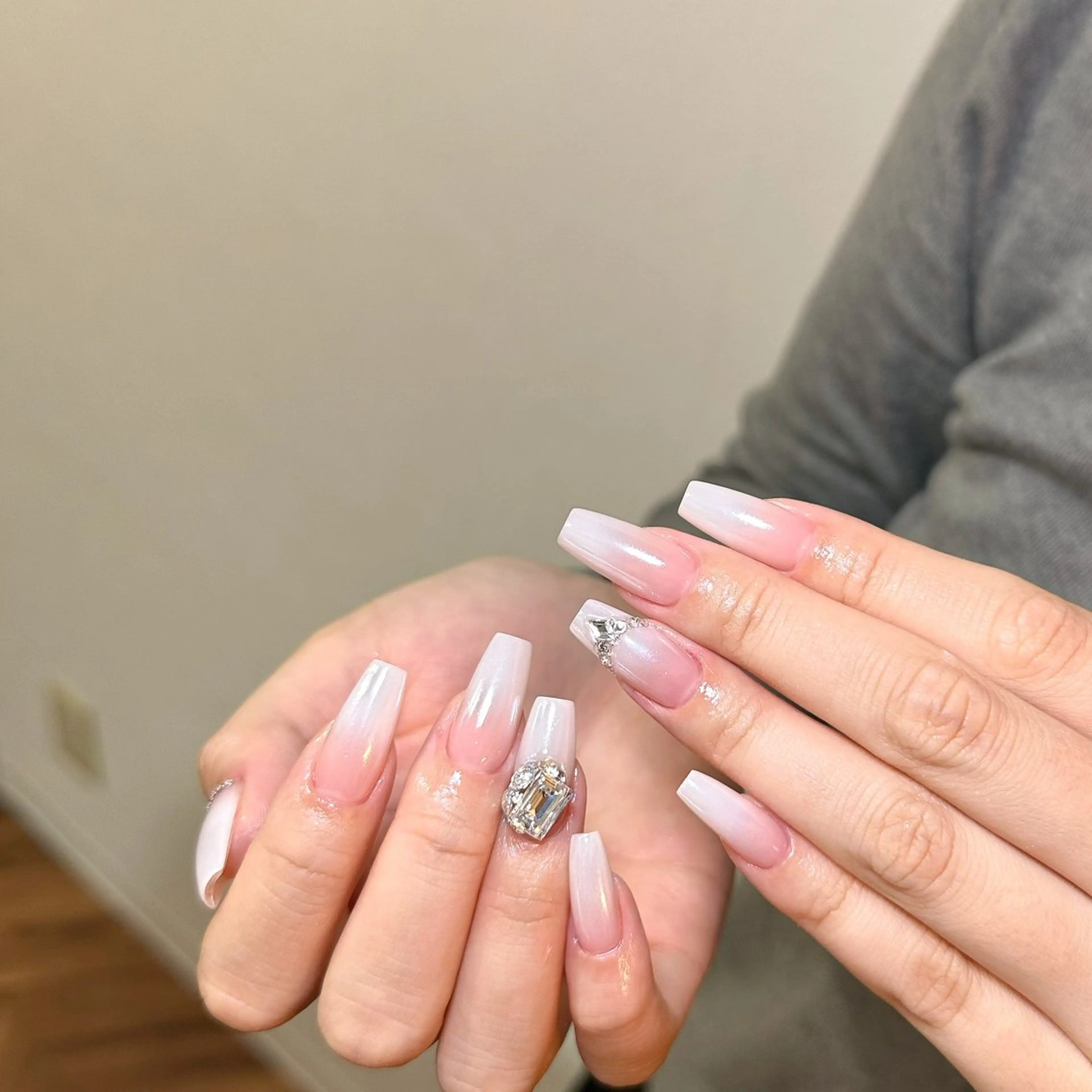 ネイル スカルプネイル UnicornNail所属・Unicorn Nail 矢場町店のネイルデザイン