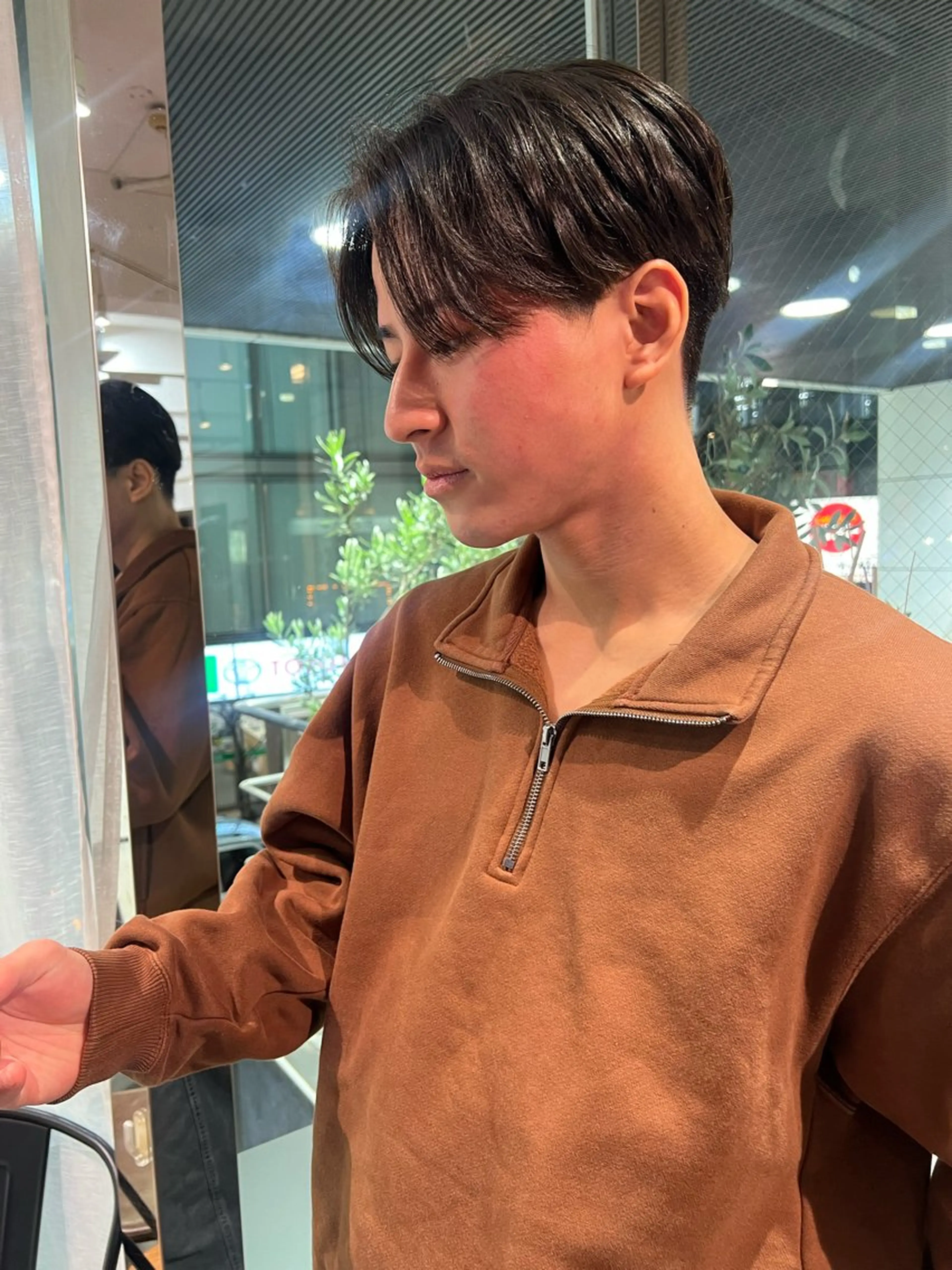 ショート メンズ Rei/ 縮毛矯正/ ハイライトカラー募集のヘアスタイル