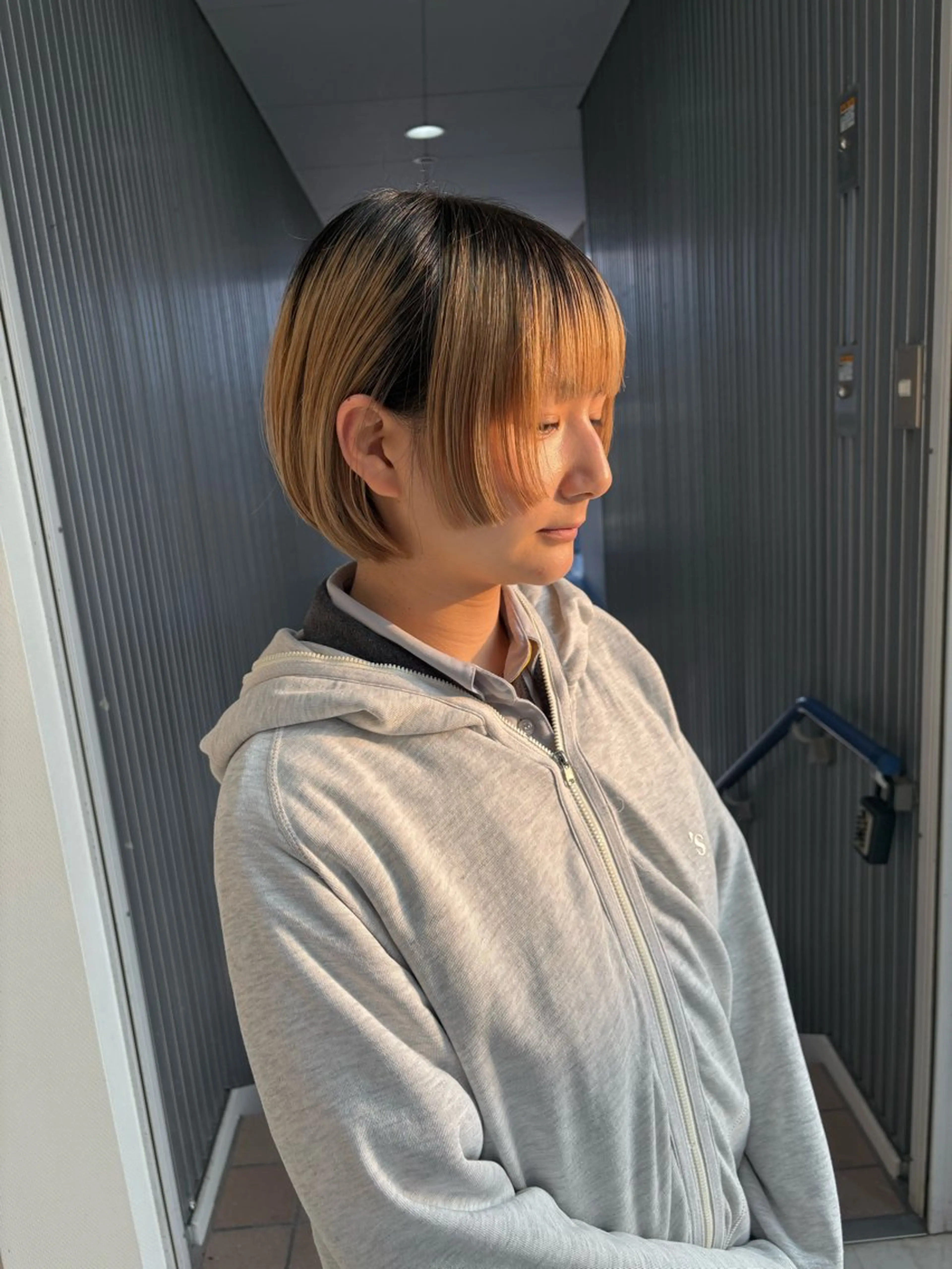 ミディアム 姫カット LUVISM 神田こころのヘアスタイル