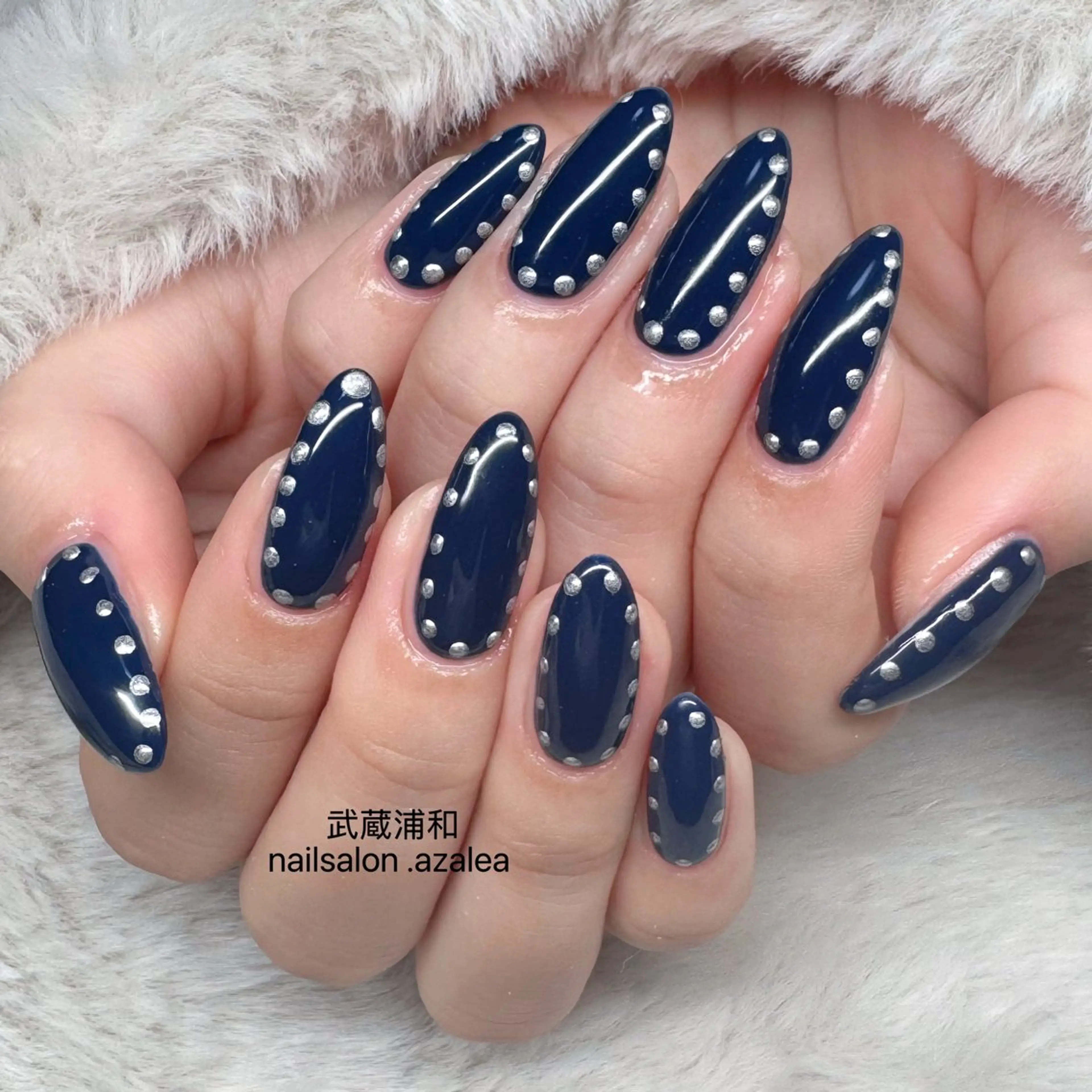 ネイル ハンドネイル R inのネイルデザイン