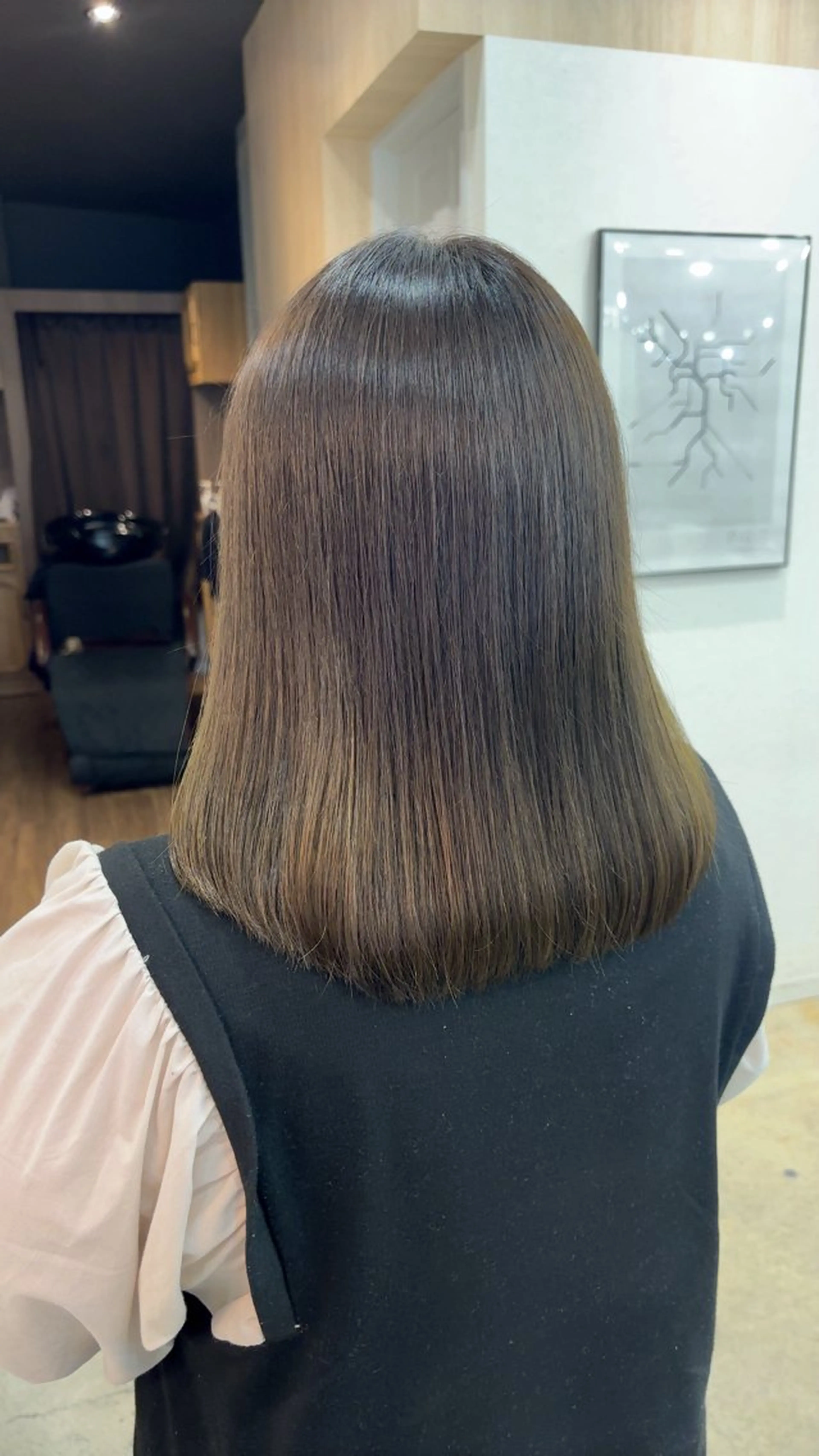 ミディアム パーマ トリートメント カット ヘアカラー 縮毛矯正 トリートメント 🪽髪質改善ストレー ト🤍美羽🤍のヘアスタイル