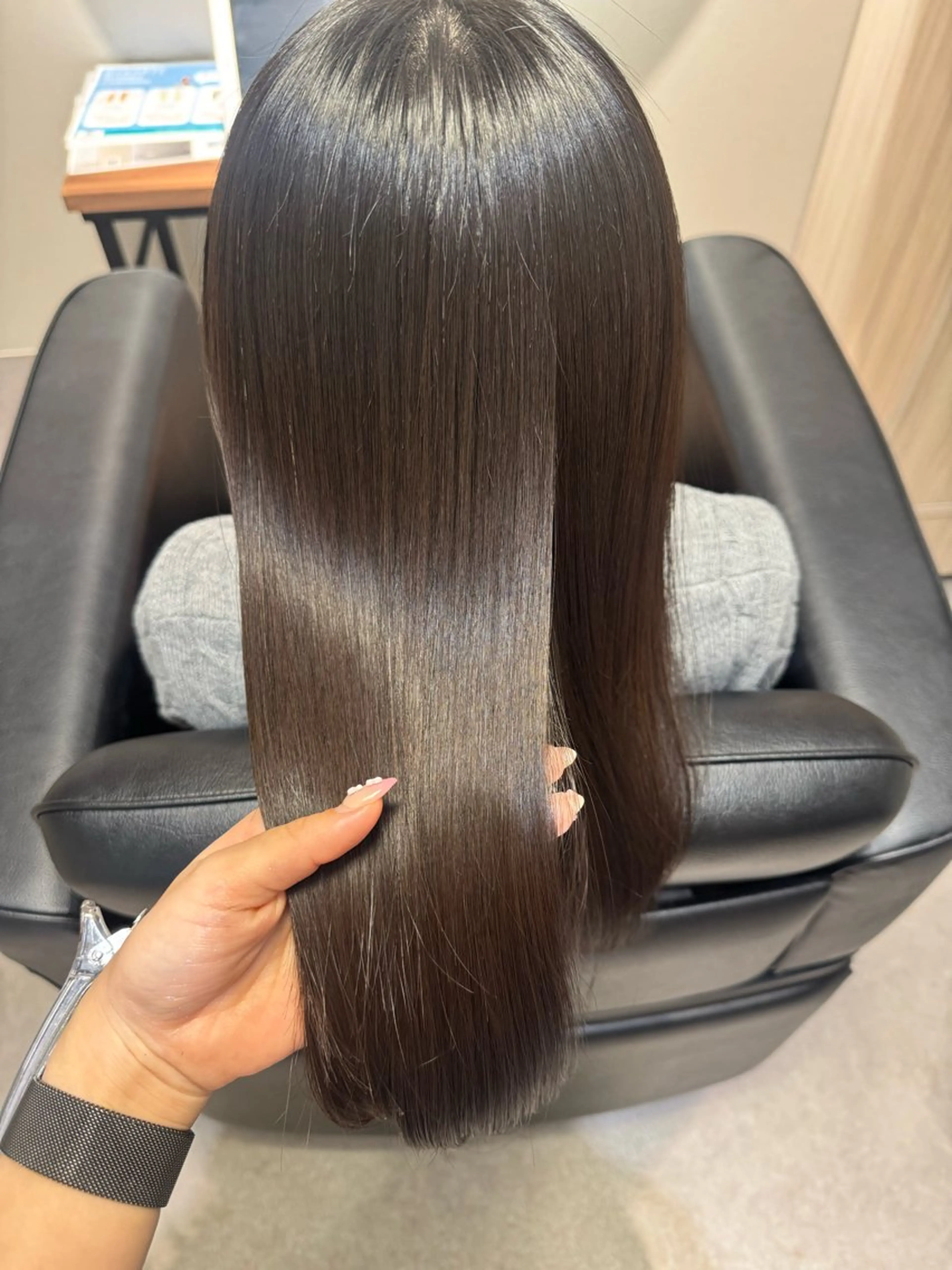 【2回目以降】🐾カット＋縮毛矯正＋カラー＋トリートメント🐾の写真