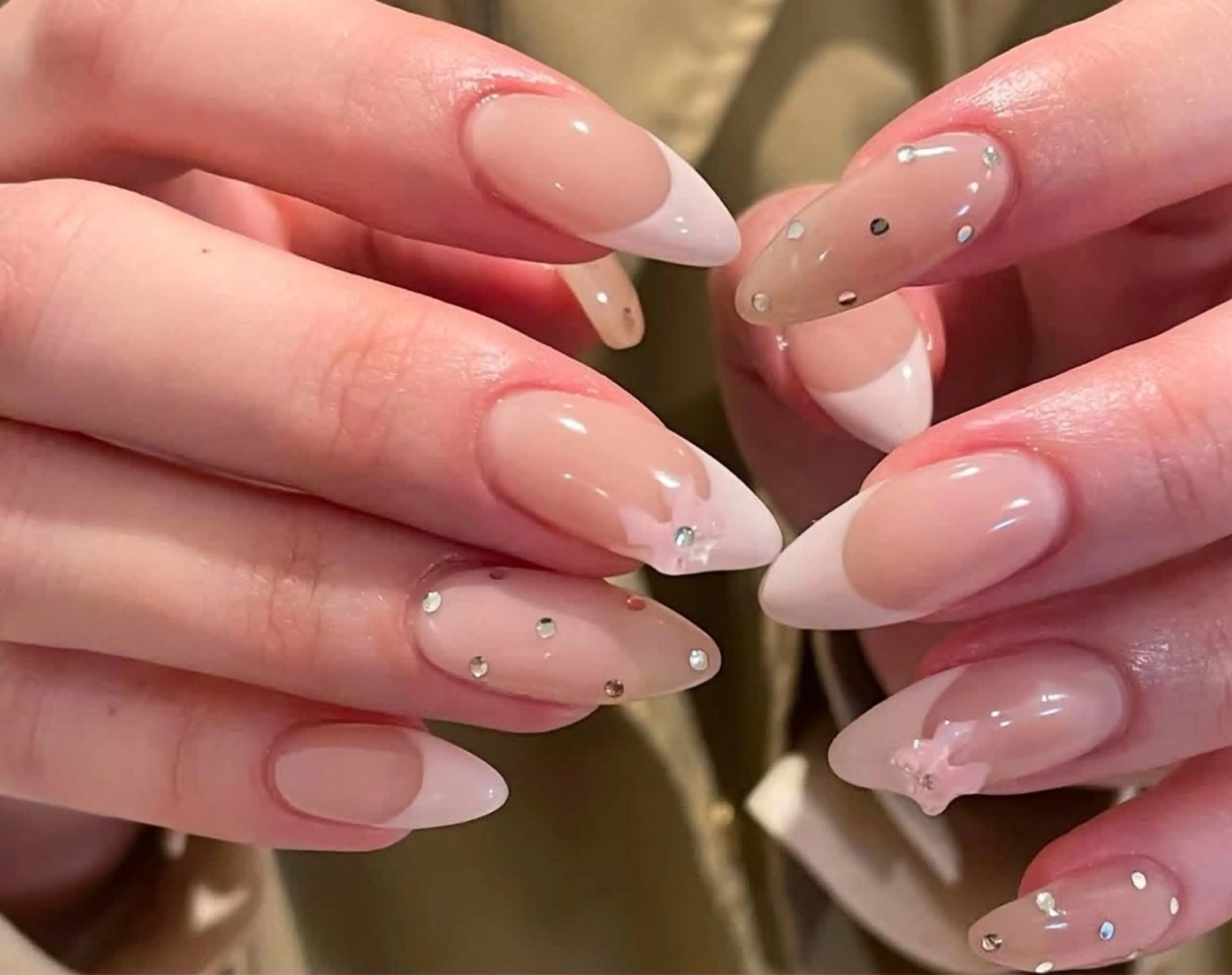 ネイル アートネイル オーロラネイル チークネイル フレンチネイル ガラスフレンチ ハンドネイル 🎀🎀YooLi Nail Salonのネイルデザイン