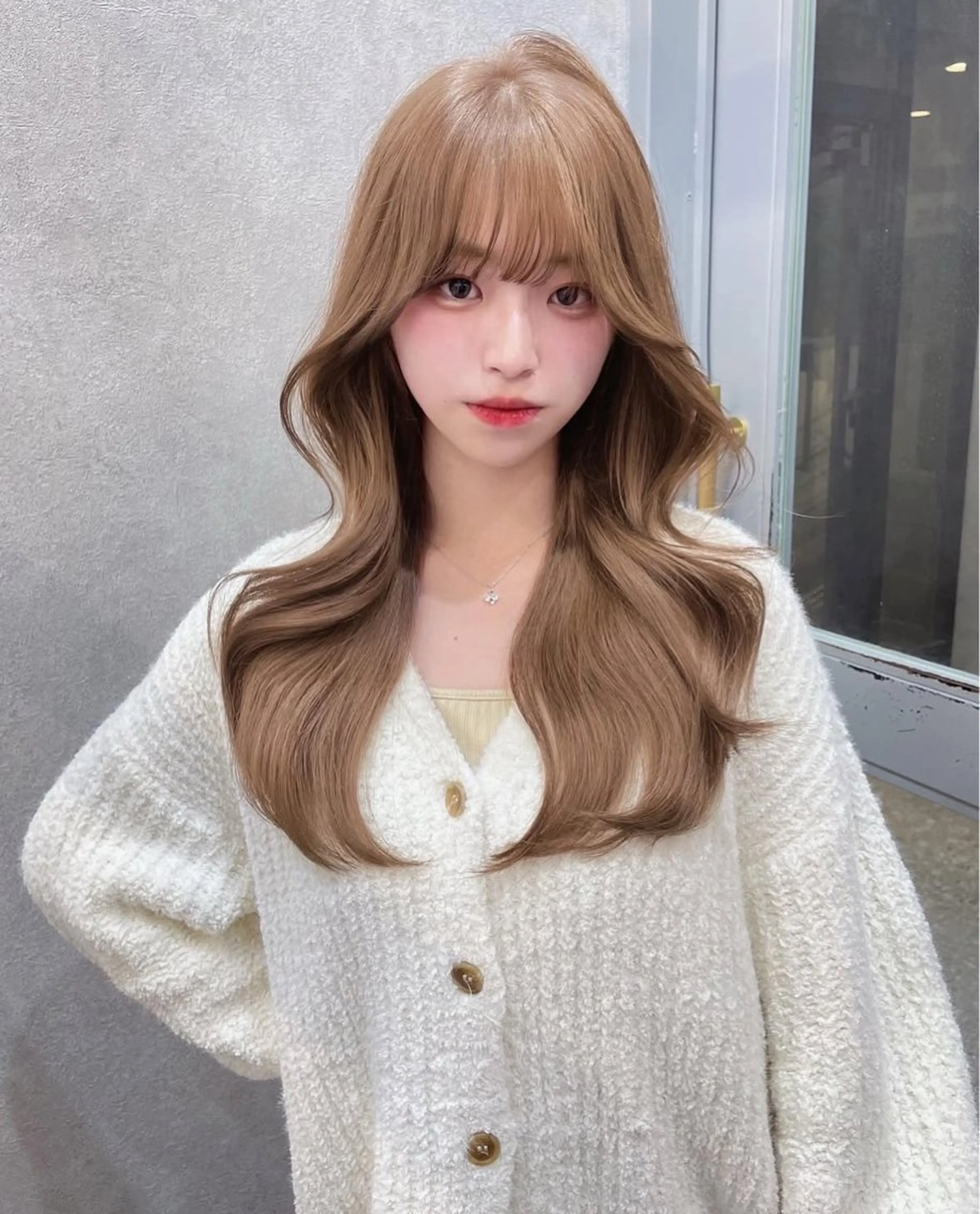 ミディアム ヘアカラー トリートメント rina／ベージュ ワンホン/韓国ヘアのヘアスタイル