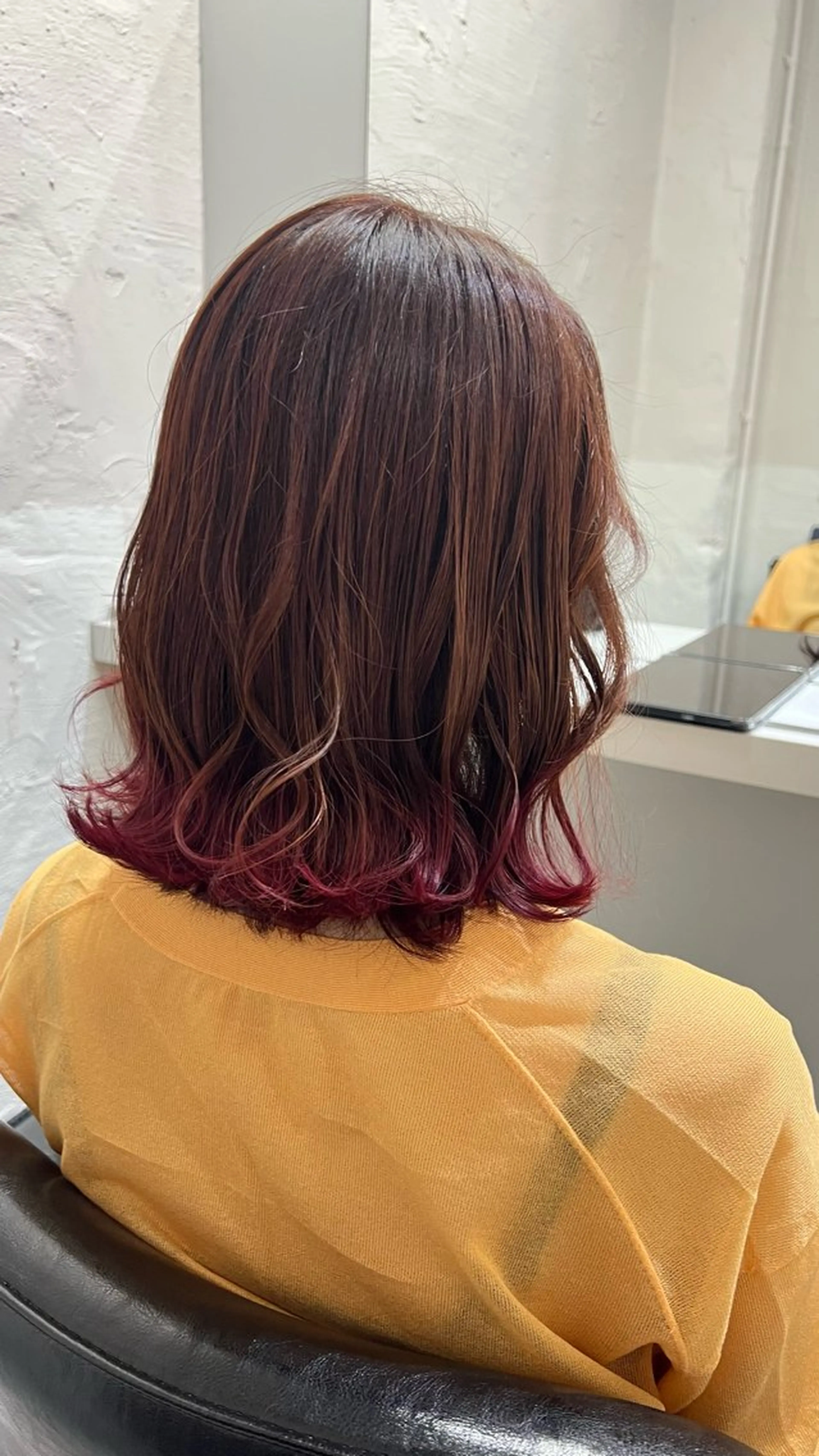 ミディアム カラー ブリーチ ブラウンカラー オレンジ オレンジブラウン レッドカラー ヘアカラー トリートメント 🎀tokute ナオ🧸のヘアスタイル