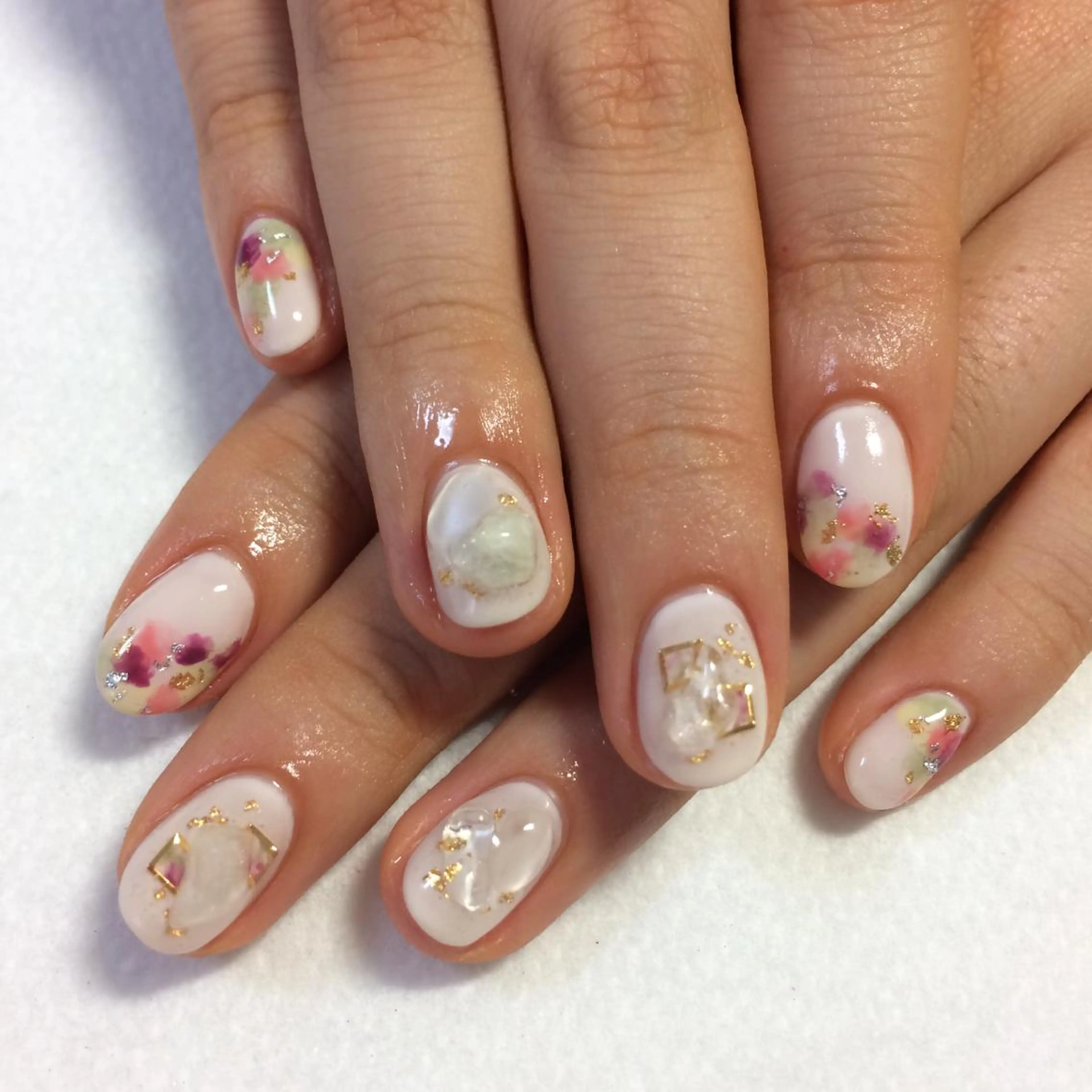 ネイル VIOLUS所属・VIOLUS 関目のネイルデザイン