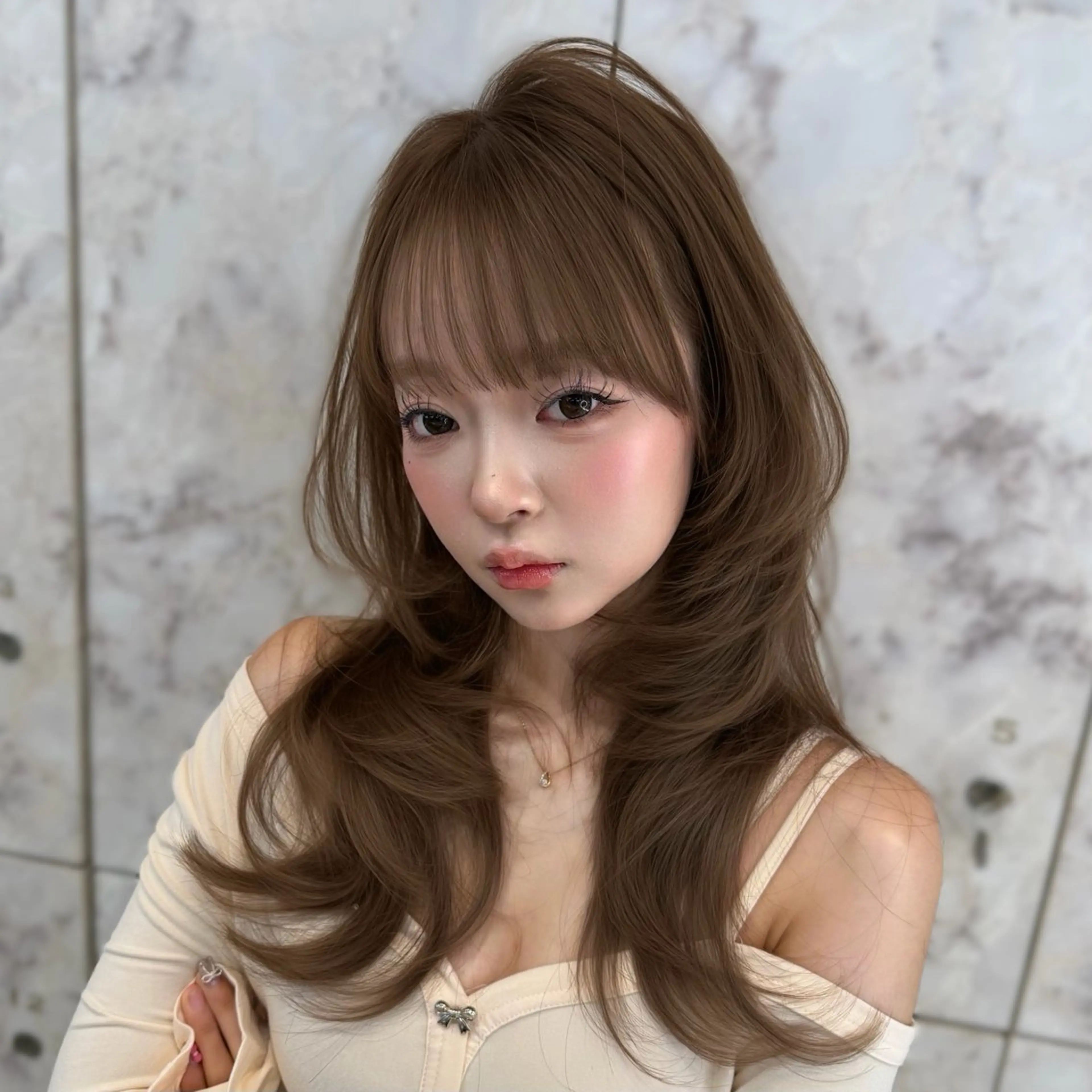 セミロング カラー 新宿/韓国風レイヤー 髪質改善/渋谷直樹のヘアスタイル