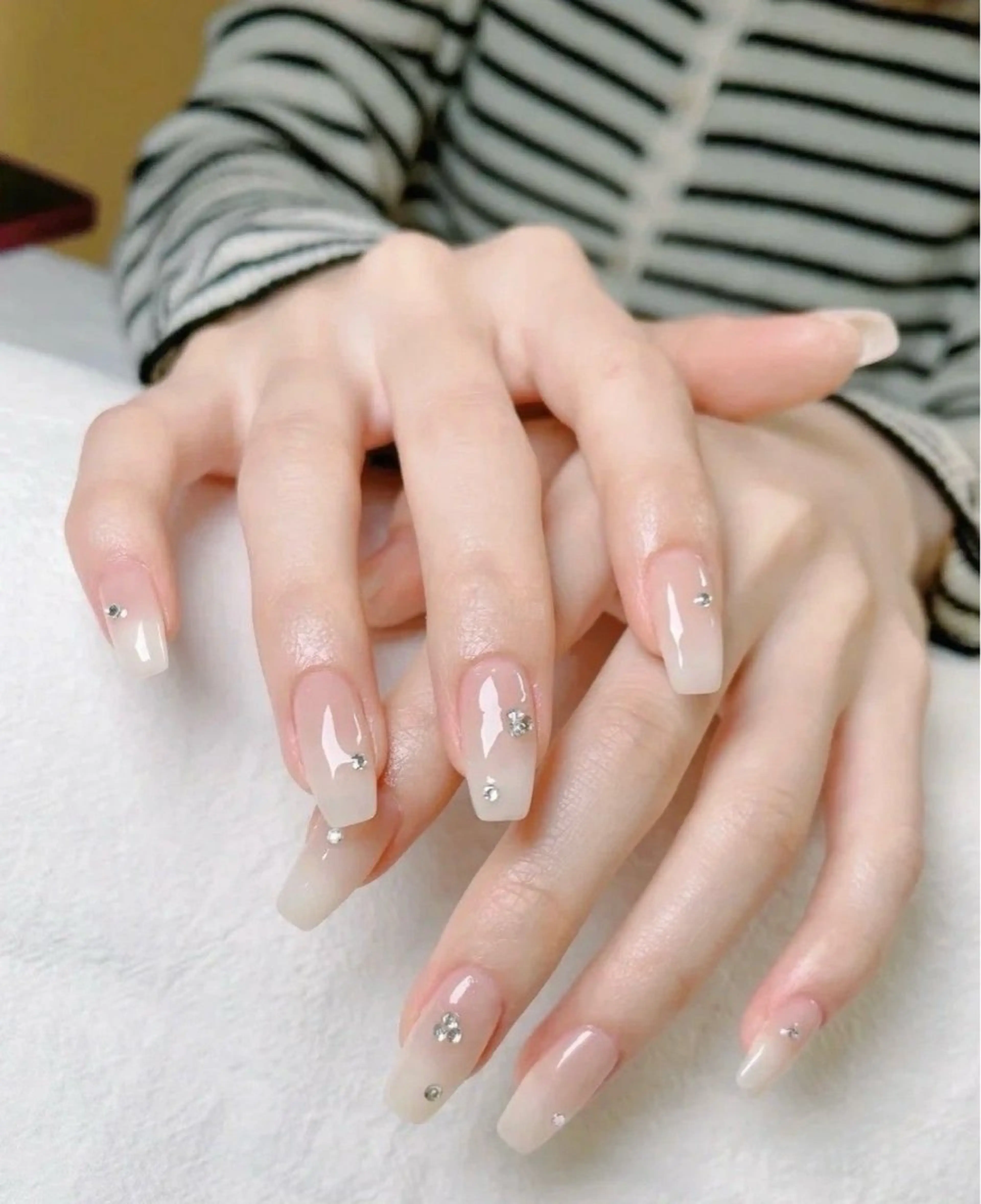 ネイル 韓国ネイル 持ち込み ニュアンスネイル ネイルチップ ハンドネイル EMI ANA.CHUOのネイルデザイン