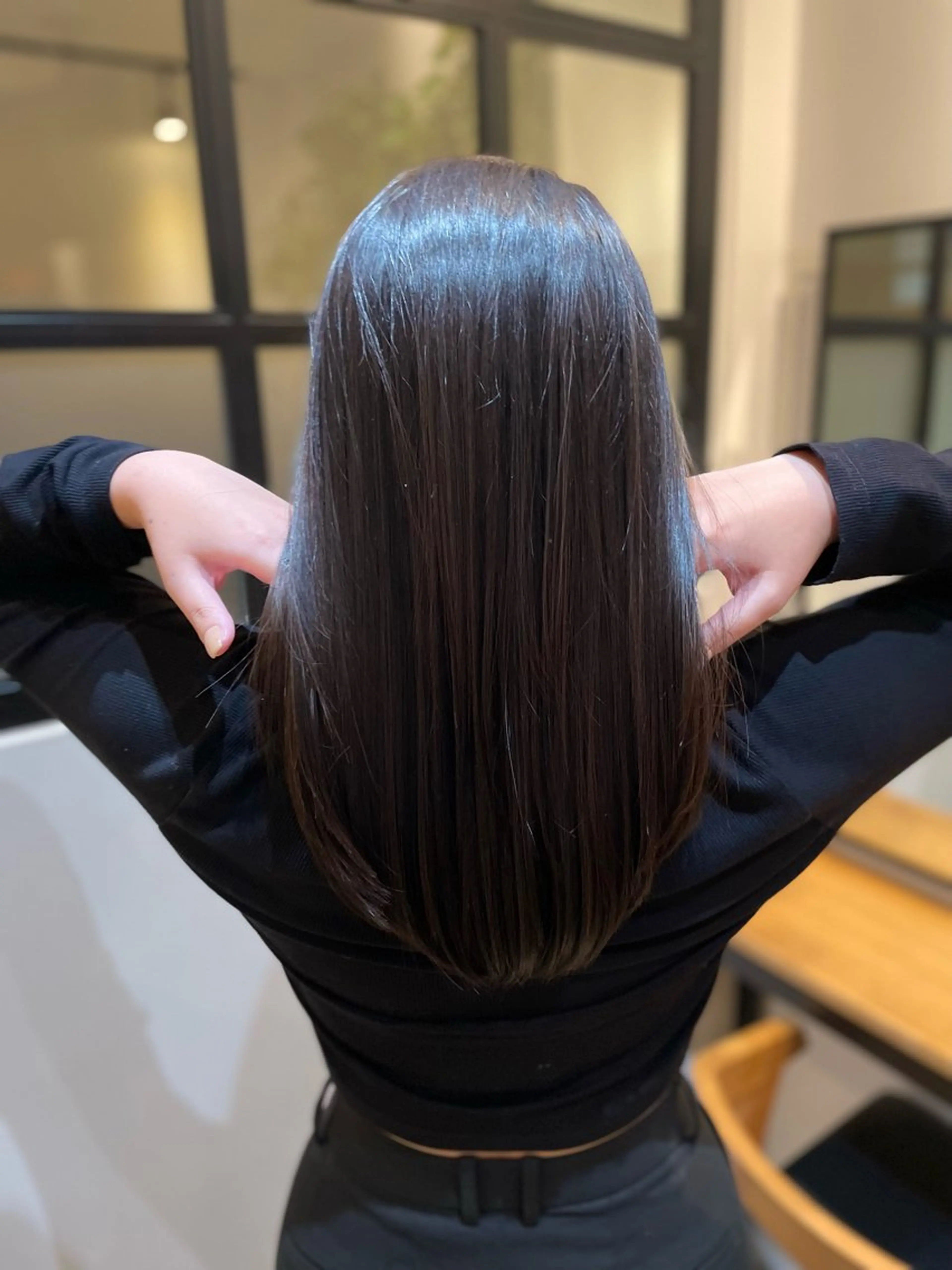 【ミディアムスタイル限定】カット（肩下​〜​鎖骨まで）+シャンプートリートメント⚠️補足説明をご覧下さいの写真
