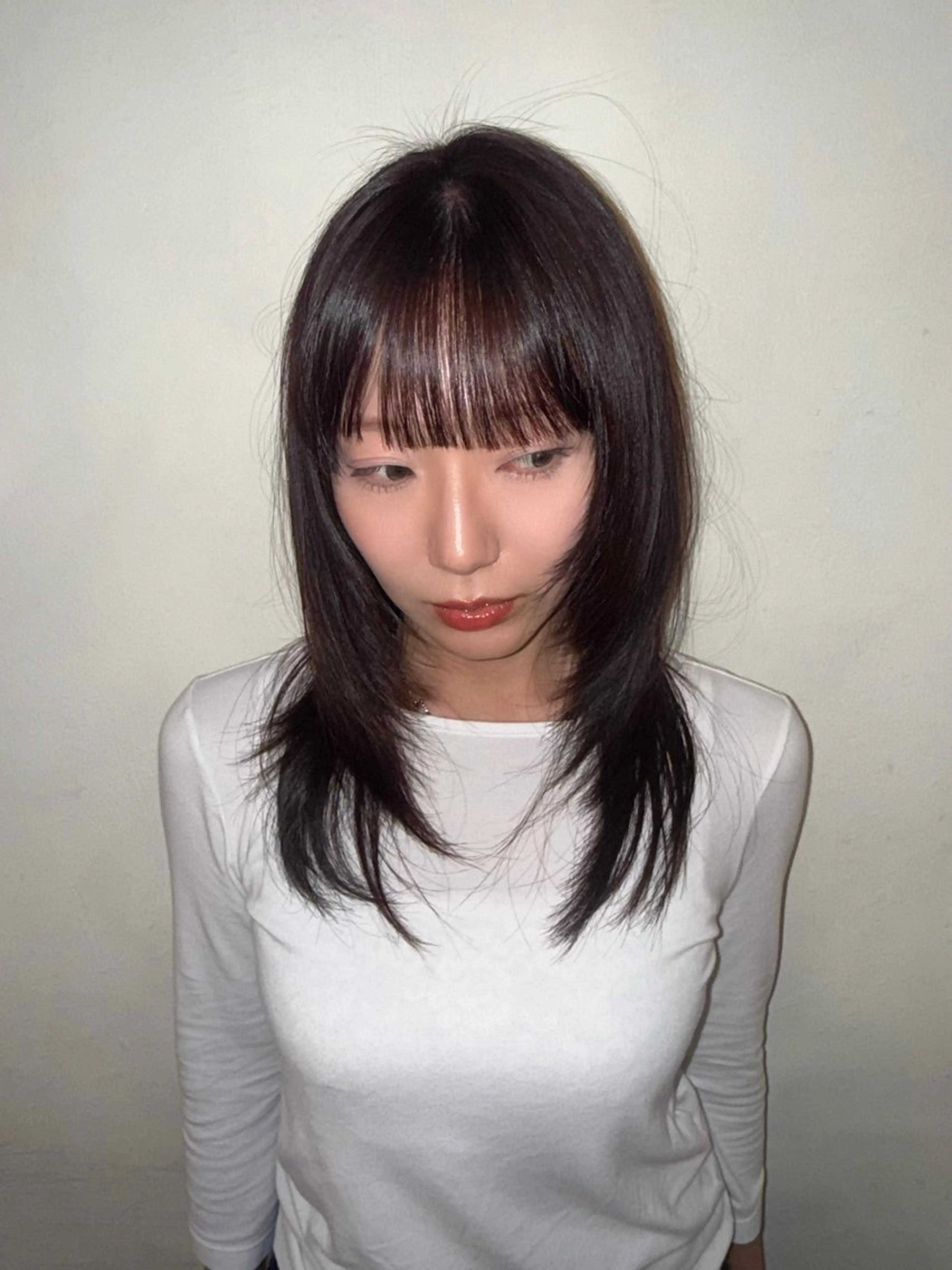 ミディアム ハッシュカット 韓国レイヤー　 suzuのヘアスタイル