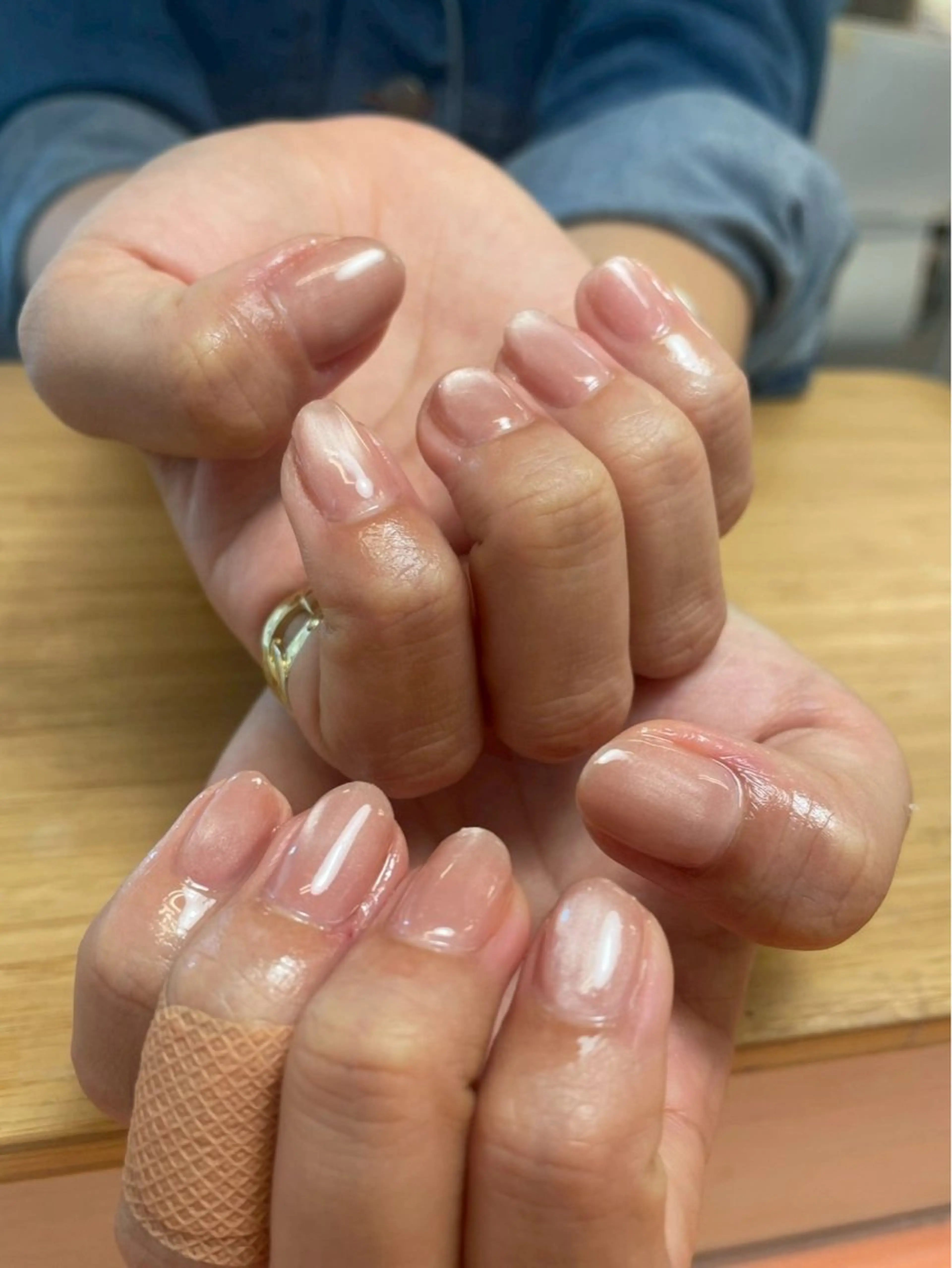 マツエク・マツパ VIVA NAIL所属・自爪を傷つけない フィルイン3500円のネイルデザイン