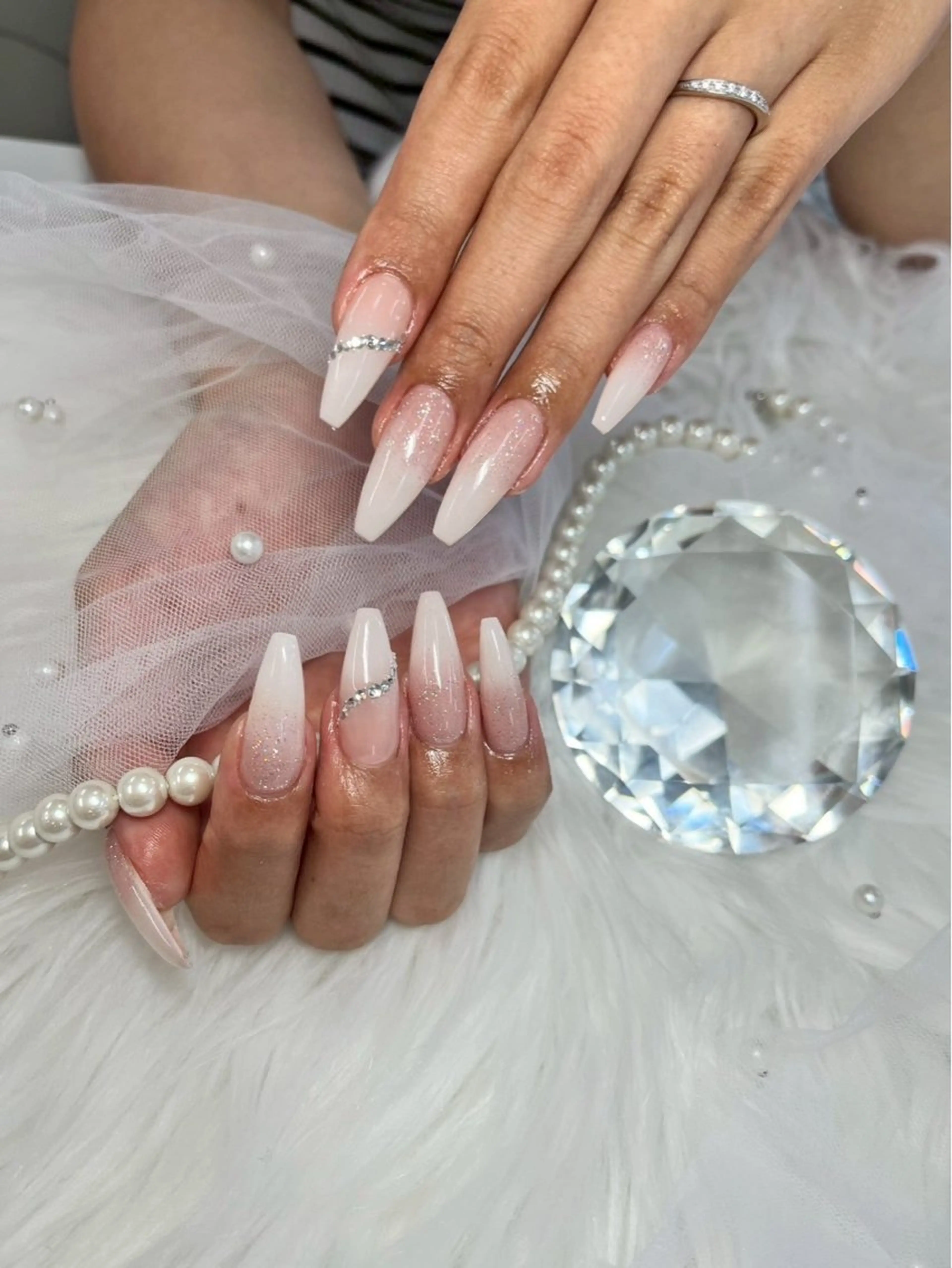 ネイル ハンドネイル Ema nail 枚方店所属・EmaNail枚方店 AYANO🎀💞のネイルデザイン