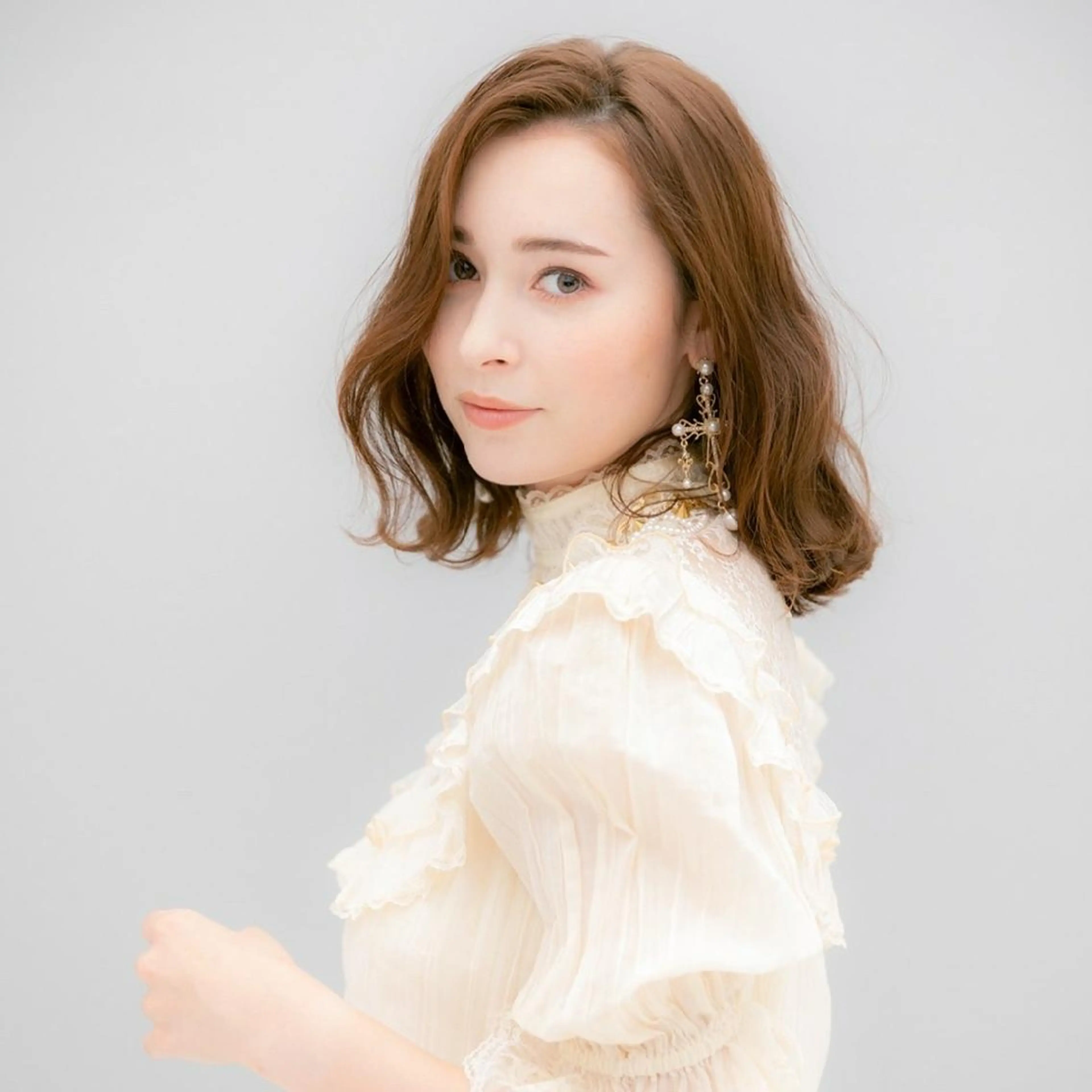 ミディアム カラー 岡本 尚樹のヘアスタイル